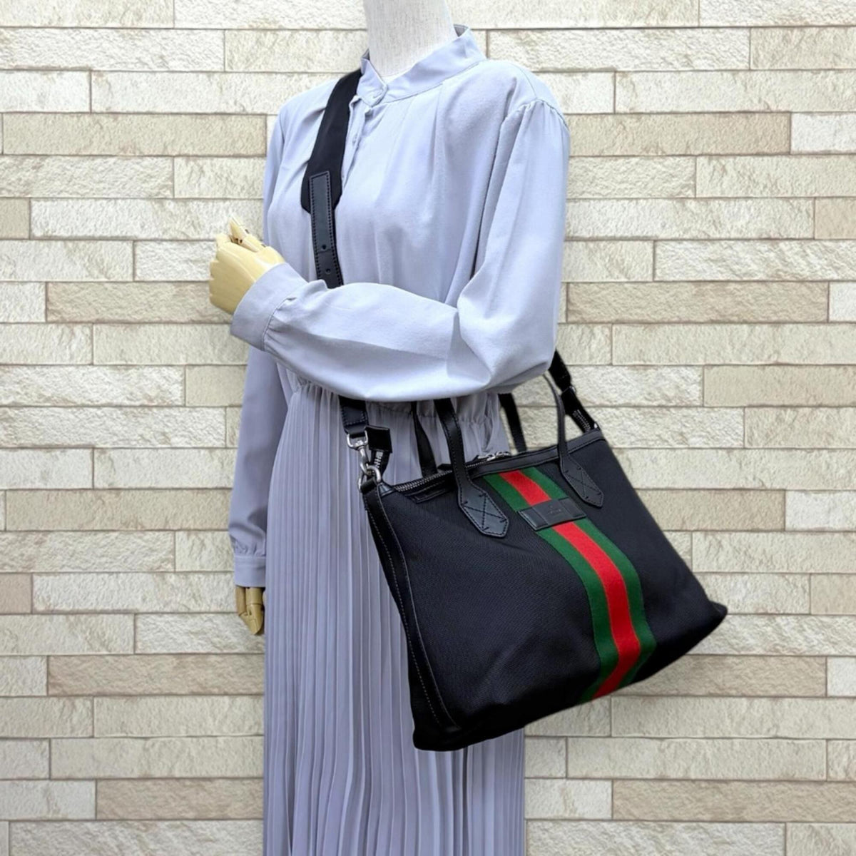 Gucci Sherry Line Black Green Red Color Canvas Handbag Shoulder Bag (Pre-Owned)
