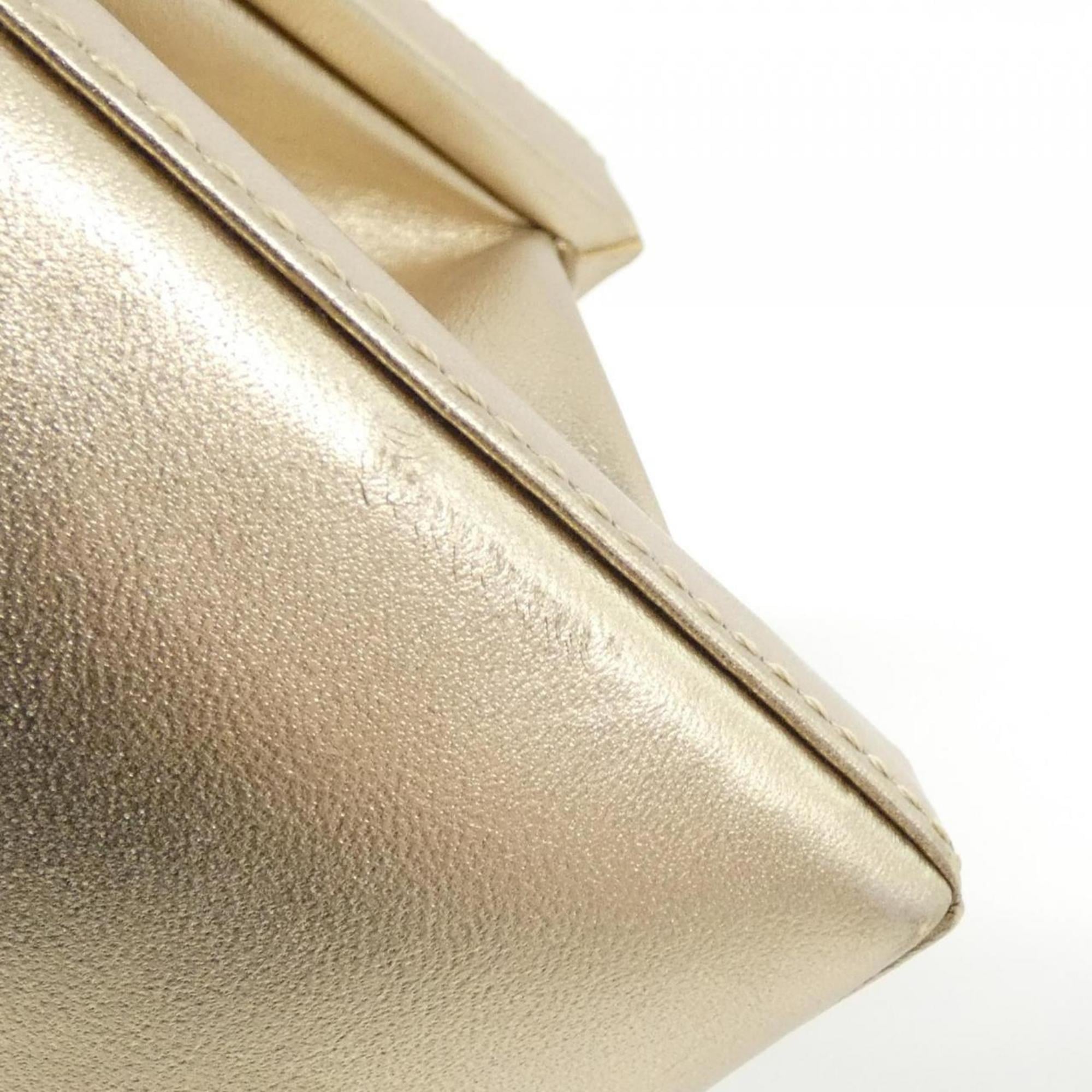 Loewe Gold Leather Handbag (Pre-Owned)