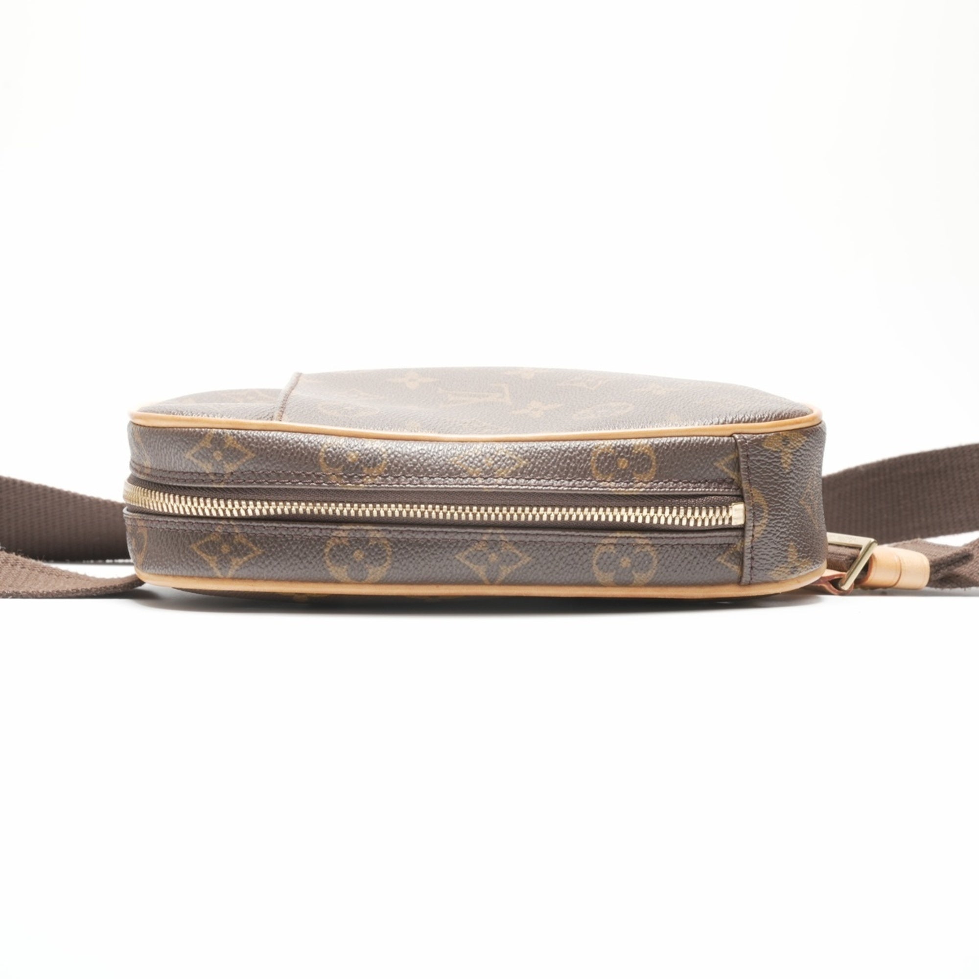 Louis Vuitton Monogram Brown Monogram Pochette Shoulder Bag (Pre-Owned)