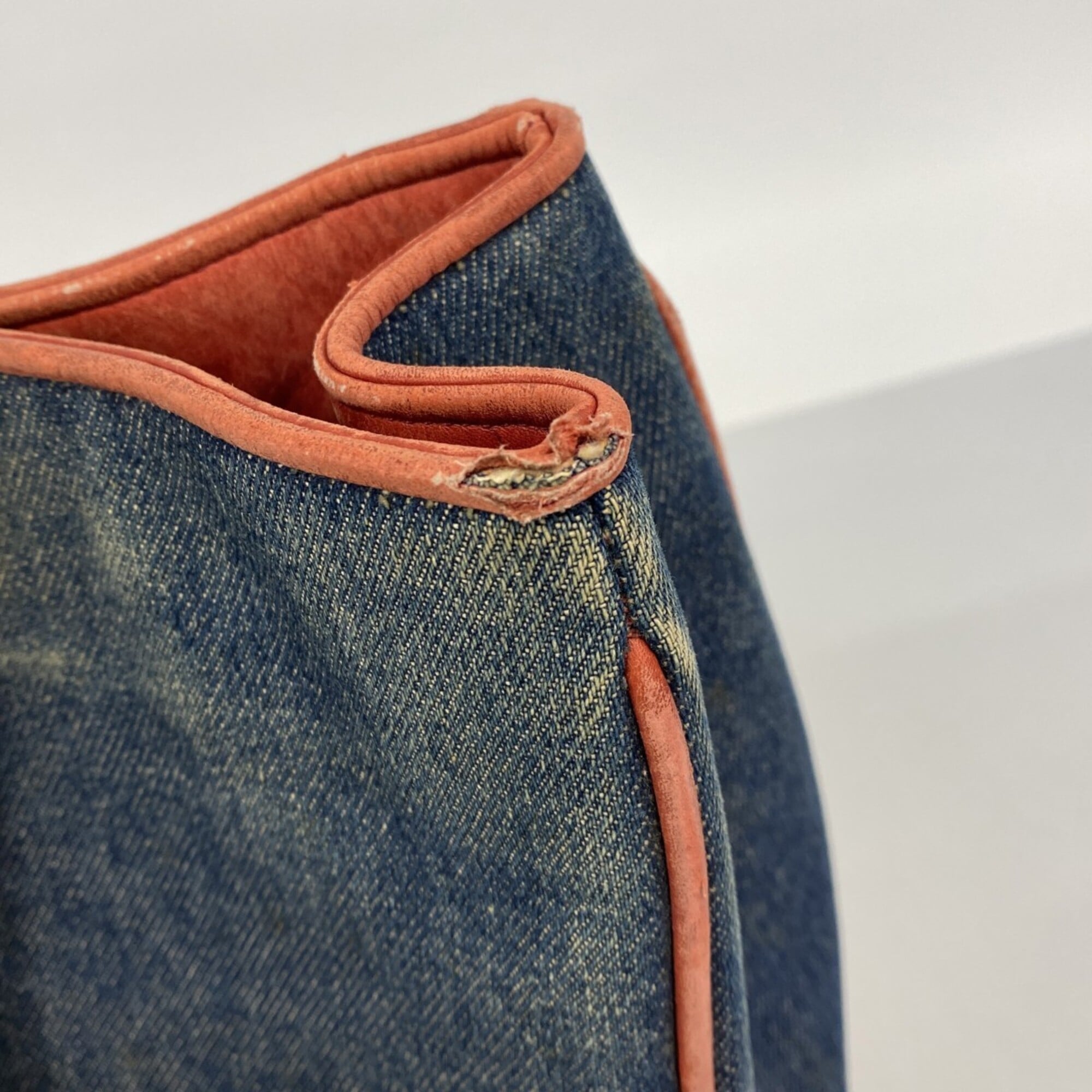Chanel Blue Red Color Leather Denim Tote Bag (Pre-Owned)