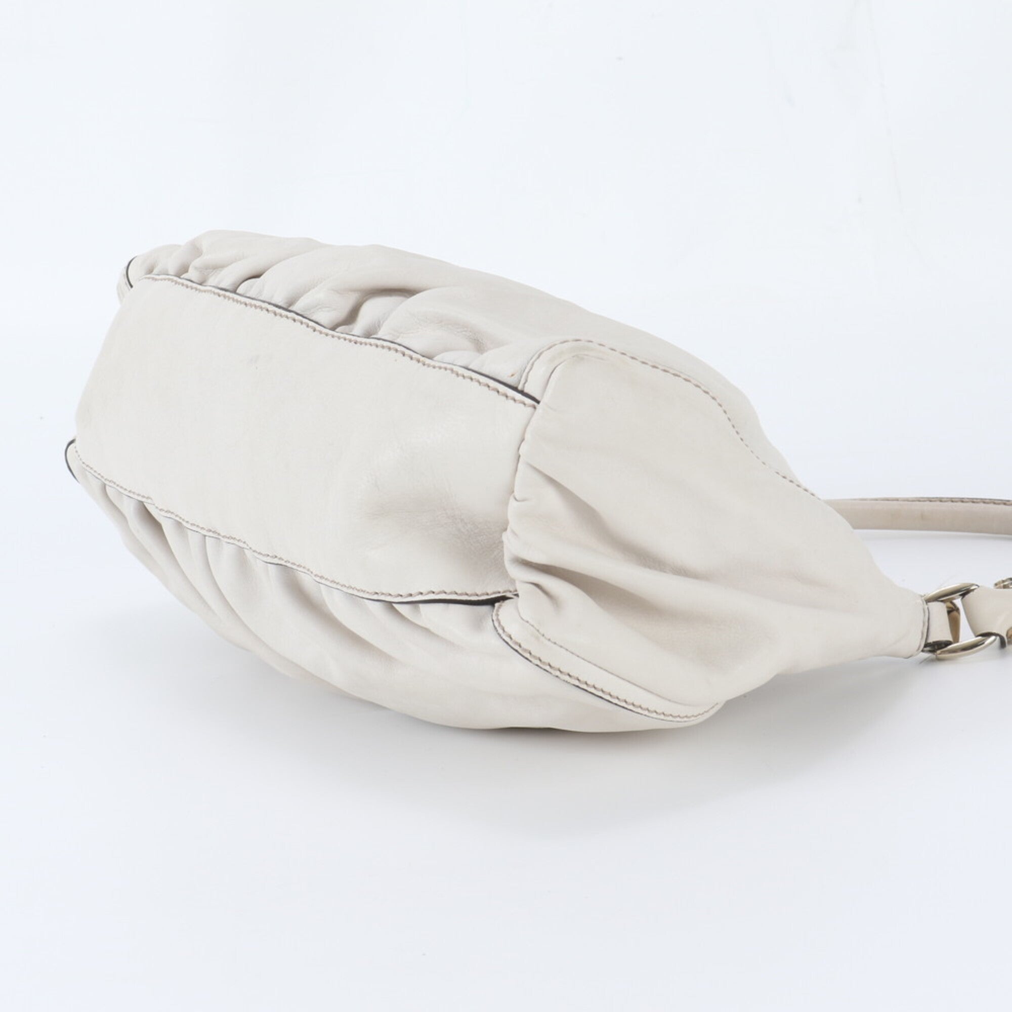 Gucci Abbey Ivory Leather Handbag Shoulder Bag (Pre-Owned)