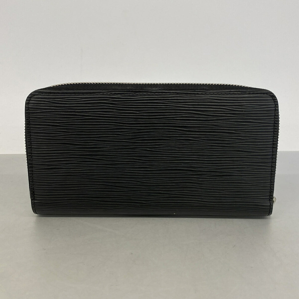 Louis Vuitton Noir Long Wallet (Bi-Fold) (Pre-Owned)