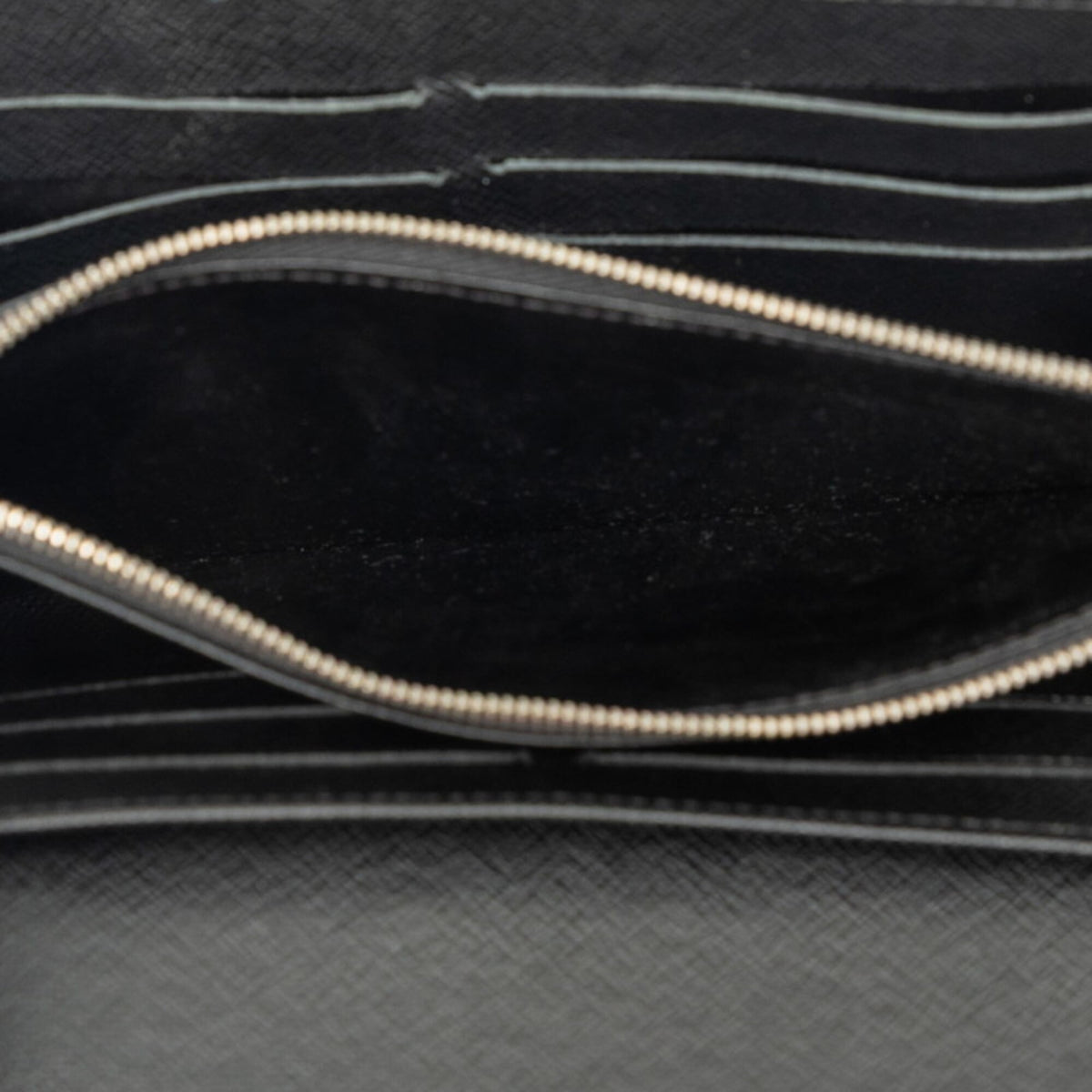 Louis Vuitton Black Noir Leather Long Wallet (Bi-Fold) (Pre-Owned)