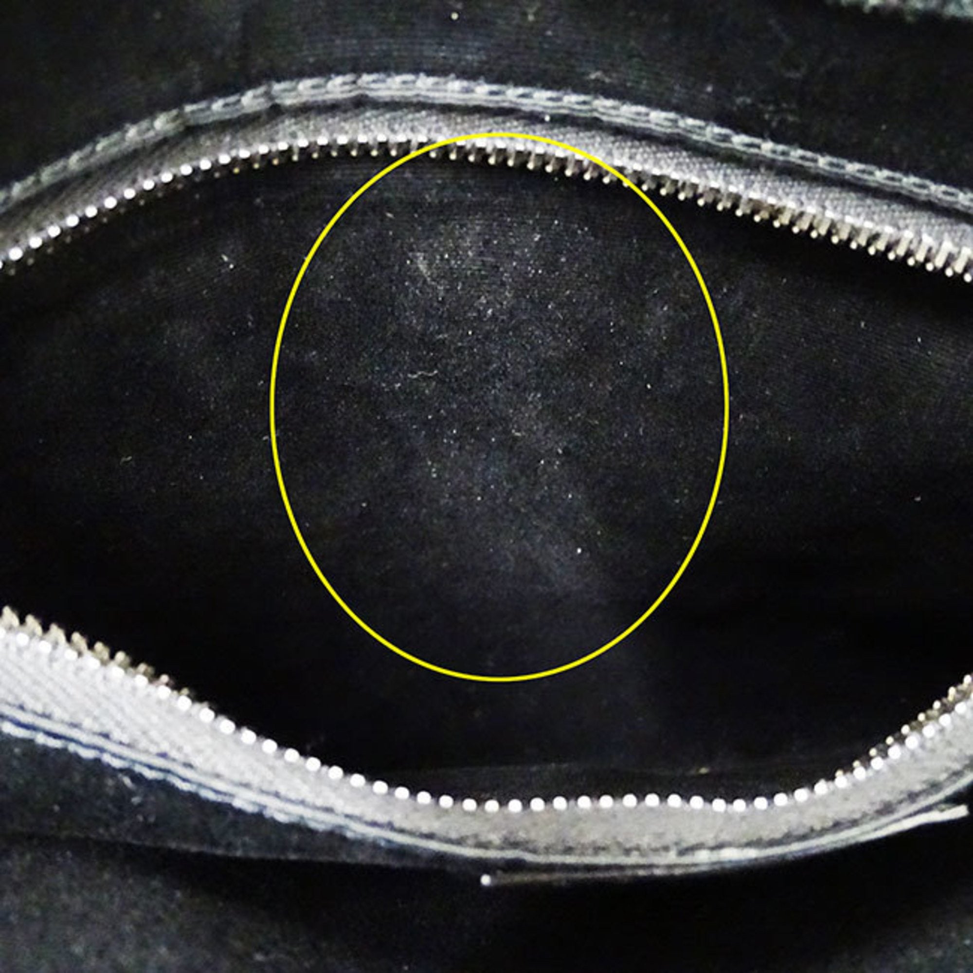 Saint Laurent Black Straw Tote Bag (Pre-Owned)