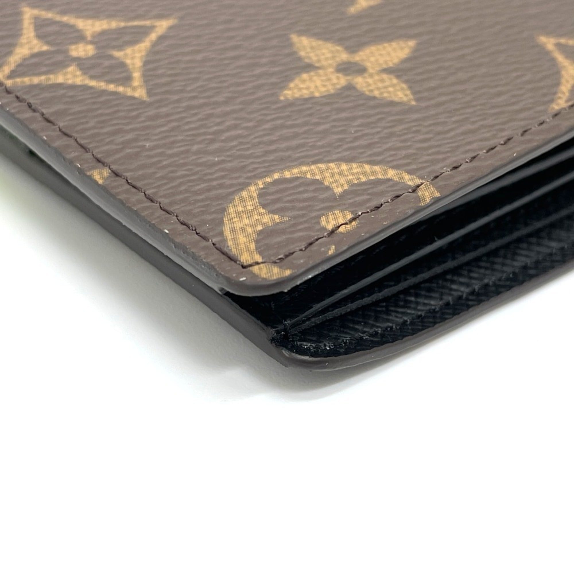 Louis Vuitton Brown Monogram Monogram Wallet (Bi-Fold) (Pre-Owned)