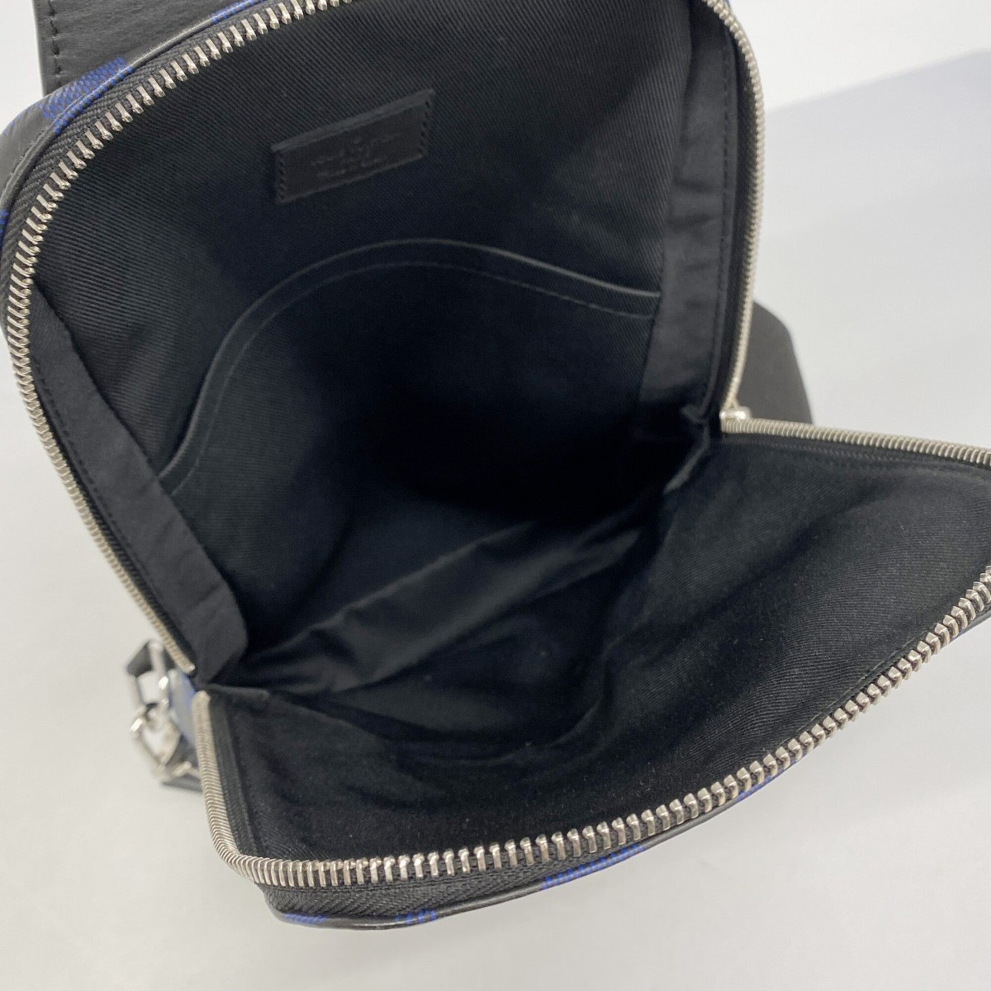 Louis Vuitton Blue Sling Bag (Pre-Owned)