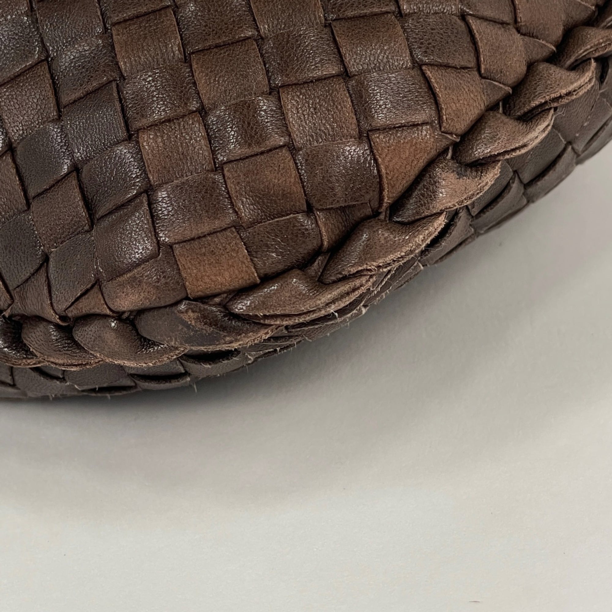 Bottega Veneta Brown Leather Handbag (Pre-Owned)