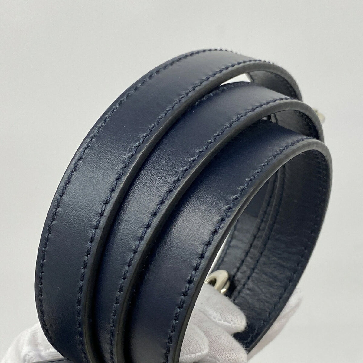 Gucci Navy Leather Shoulder Bag (Pre-Owned)