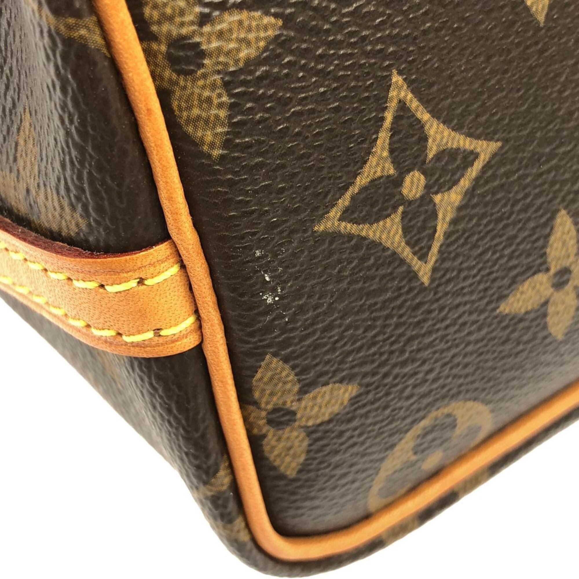 Louis Vuitton Marron Coated Canvas Shoulder Bag (Pre-Owned)
