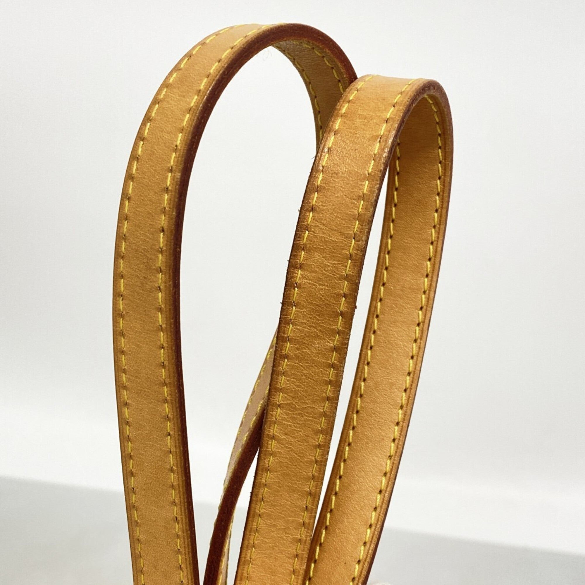 Louis Vuitton White Tote Bag (Pre-Owned)