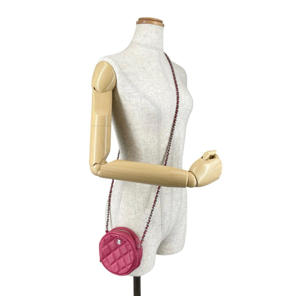 Chanel Matelasse Pink Shoulder Bag (Pre-Owned)