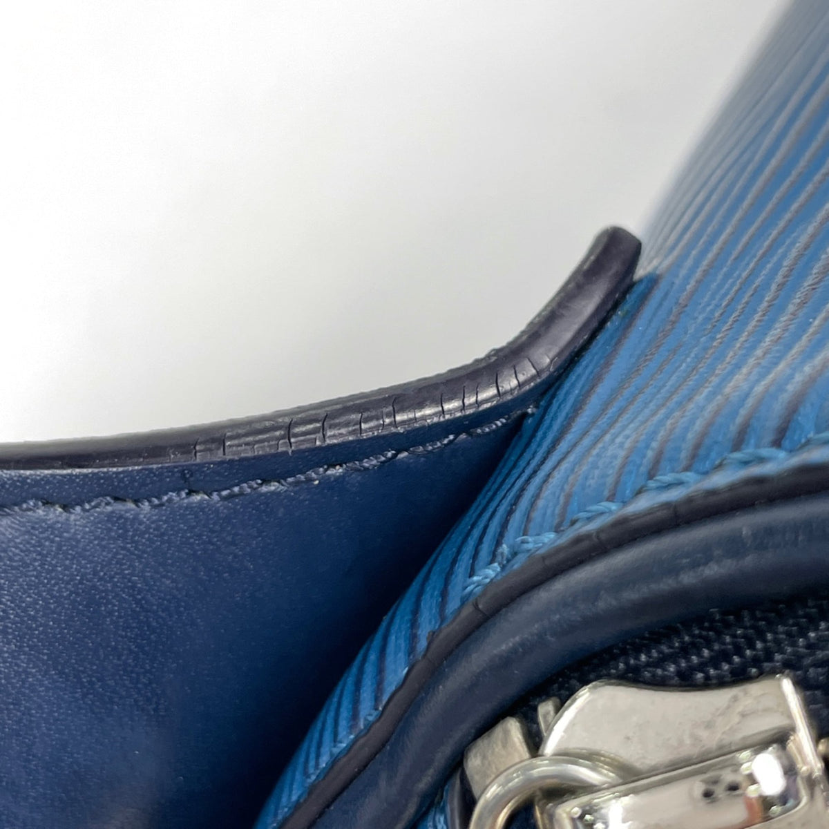 Louis Vuitton Blue Epi Leather Fanny Pack Sling Bag (Pre-Owned)