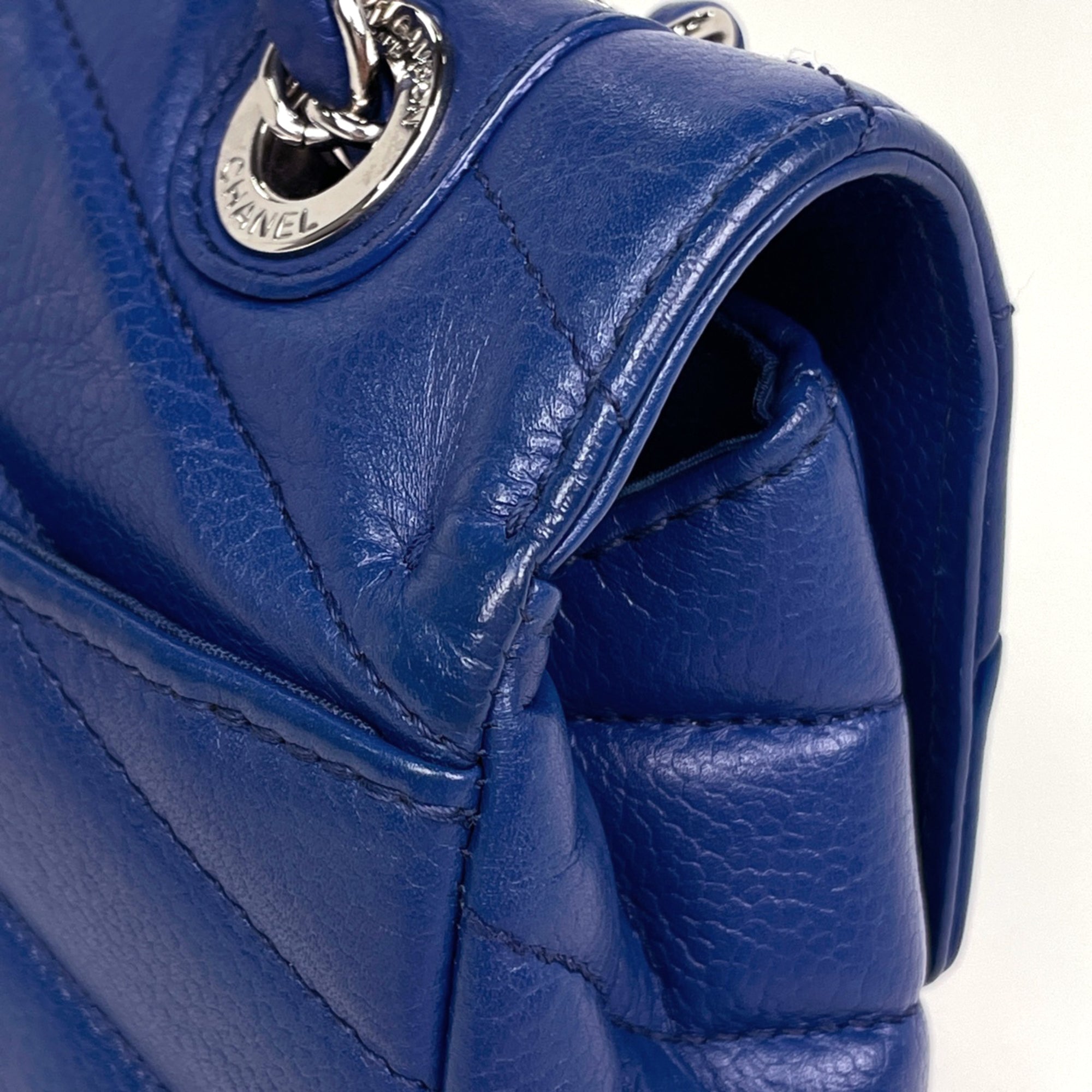 Chanel Blue Grained Calfskin Shoulder Bag (Pre-Owned)