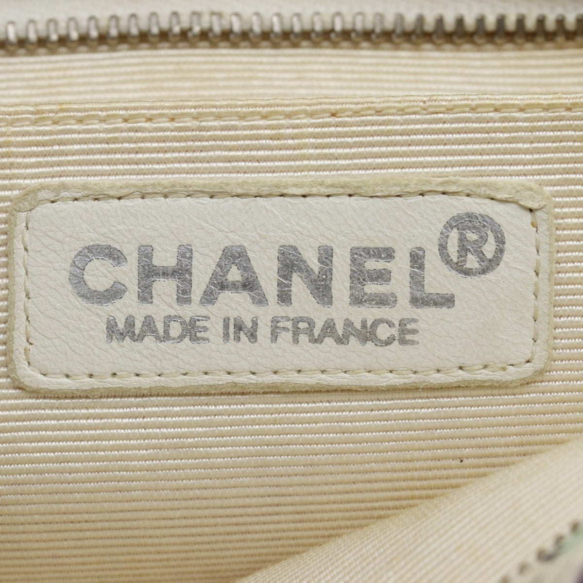 Chanel Ivory White Nylon Handbag Tote Bag (Pre-Owned)