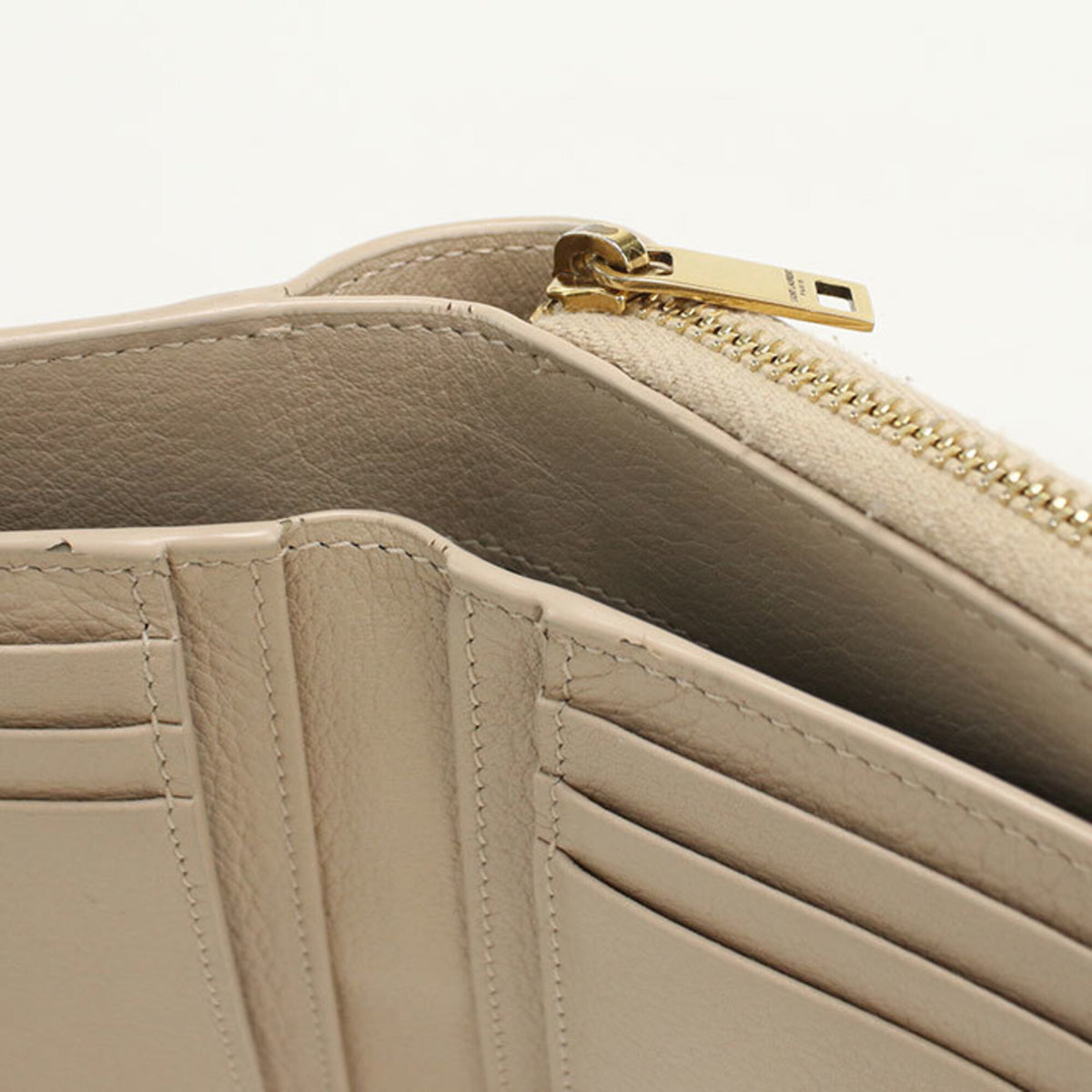 Saint Laurent Beige Leather Wallet (Bi-Fold) (Pre-Owned)