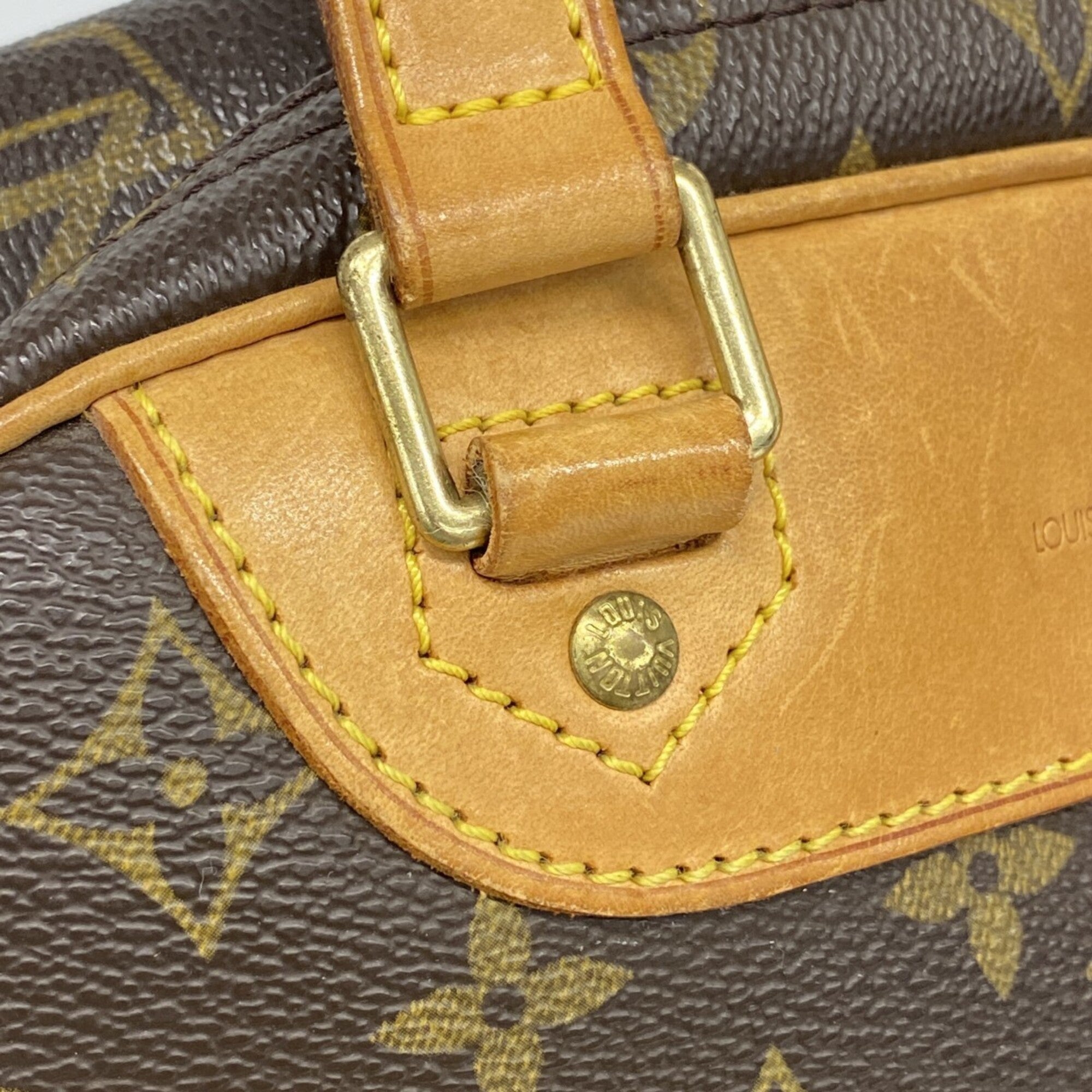 Louis Vuitton Brown Handbag (Pre-Owned)