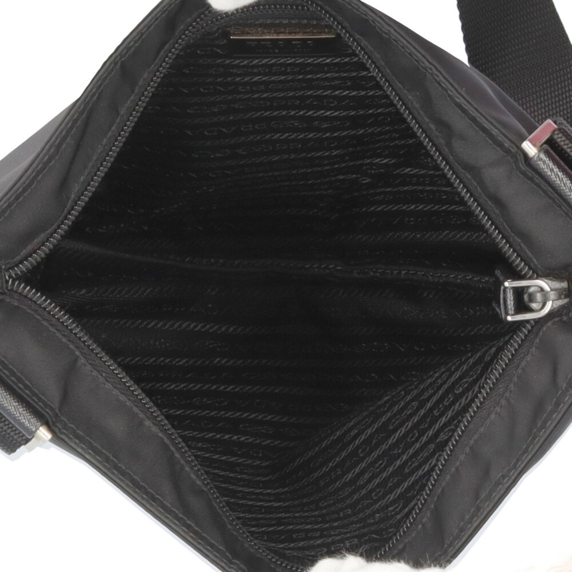 Prada Black Nero Nylon Shoulder Bag (Pre-Owned)