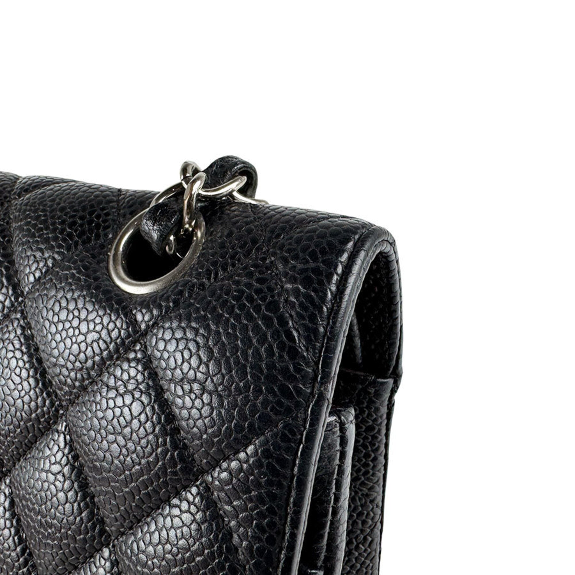 Chanel Black Grained Calfskin Shoulder Bag (Pre-Owned)