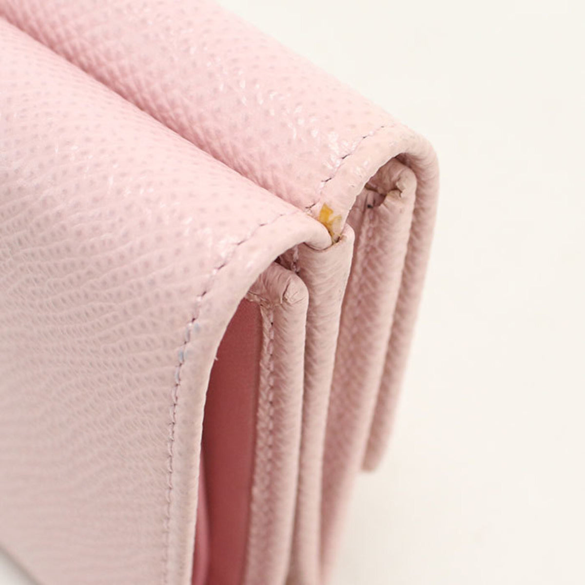 Bvlgari Pink Leather Wallet (Tri-Fold) (Pre-Owned)