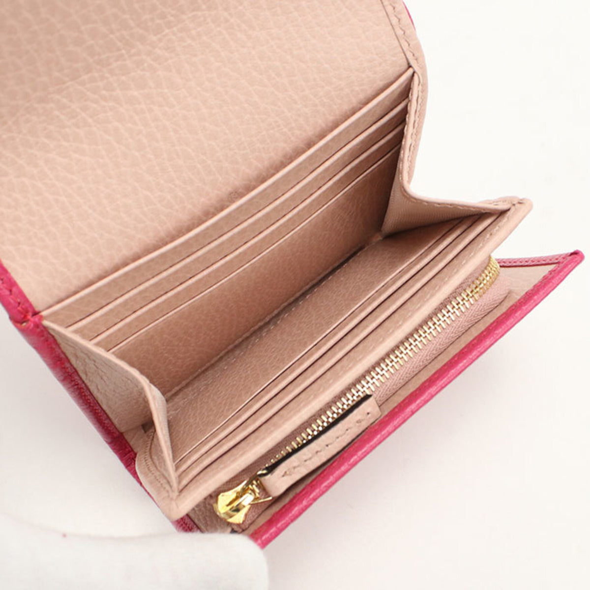 Gucci Pink Leather Wallet (Bi-Fold) (Pre-Owned)