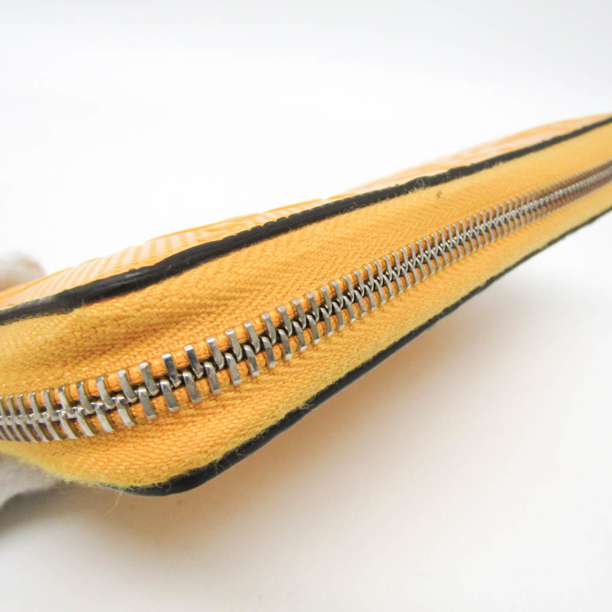 Gucci Yellow Leather Long Wallet (Bi-Fold) (Pre-Owned)
