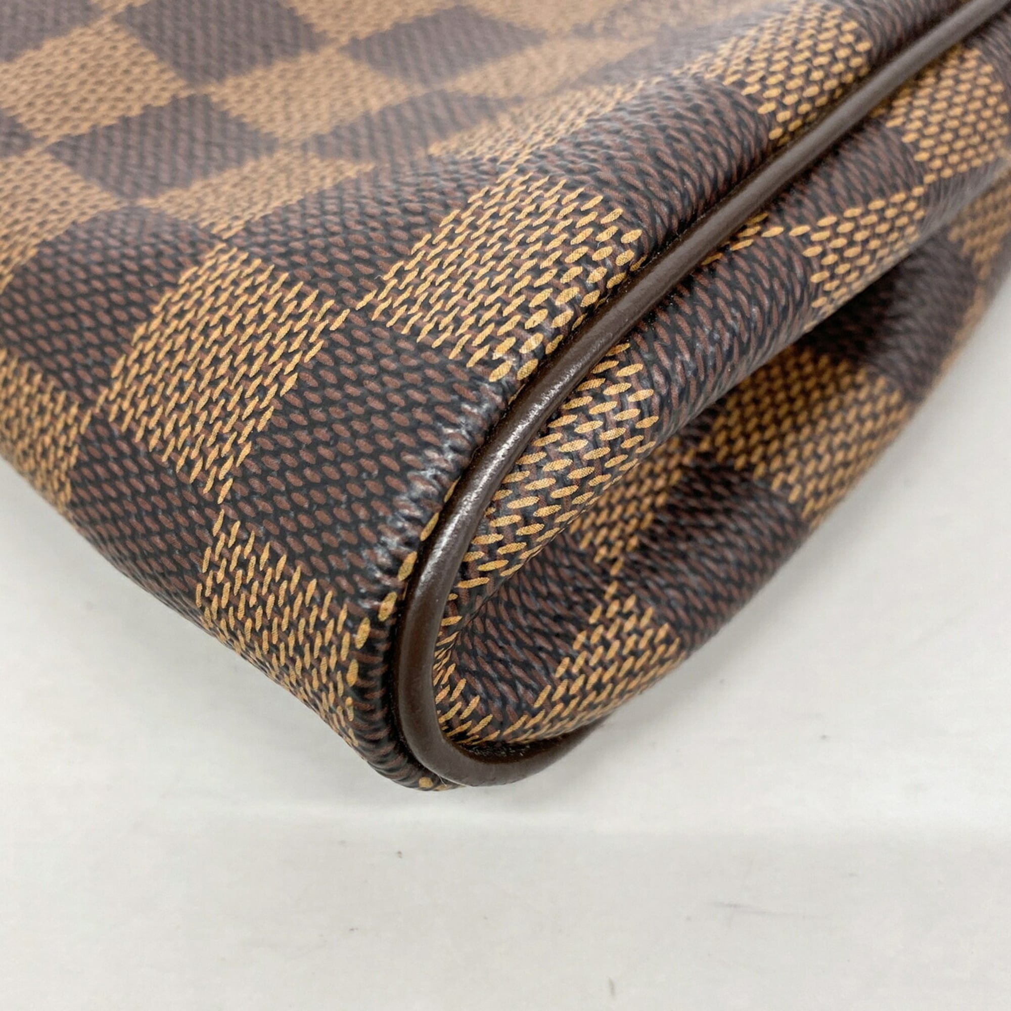 Louis Vuitton Ebene Handbag (Pre-Owned)