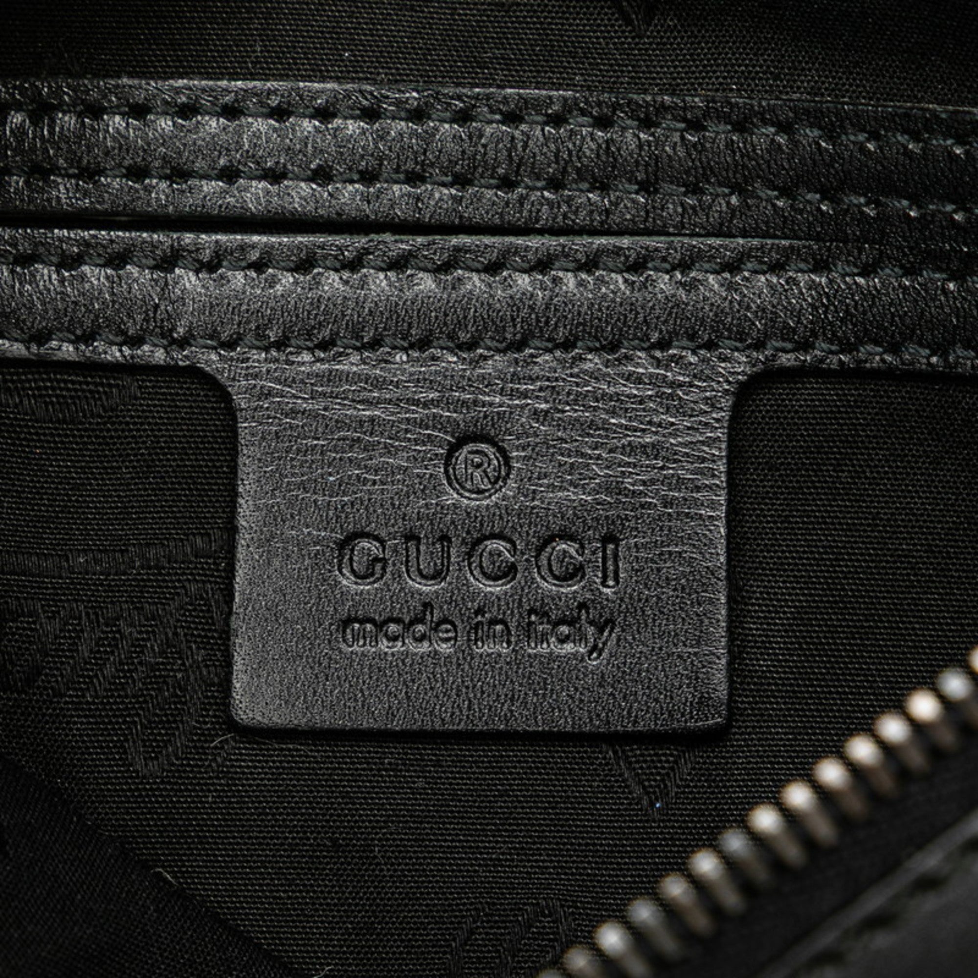 Gucci Black Pvc Leather Fanny Pack Sling Bag (Pre-Owned)