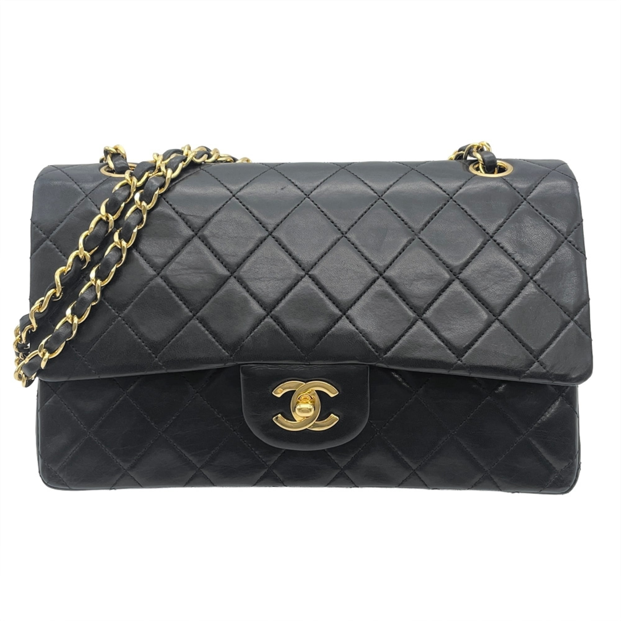 Chanel Matelasse Black Leather Shoulder Bag (Pre-Owned)
