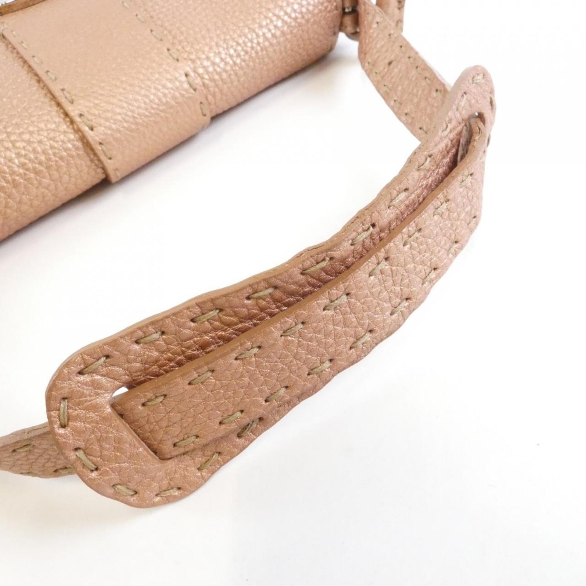 Fendi Pink Leather Shoulder Bag (Pre-Owned)