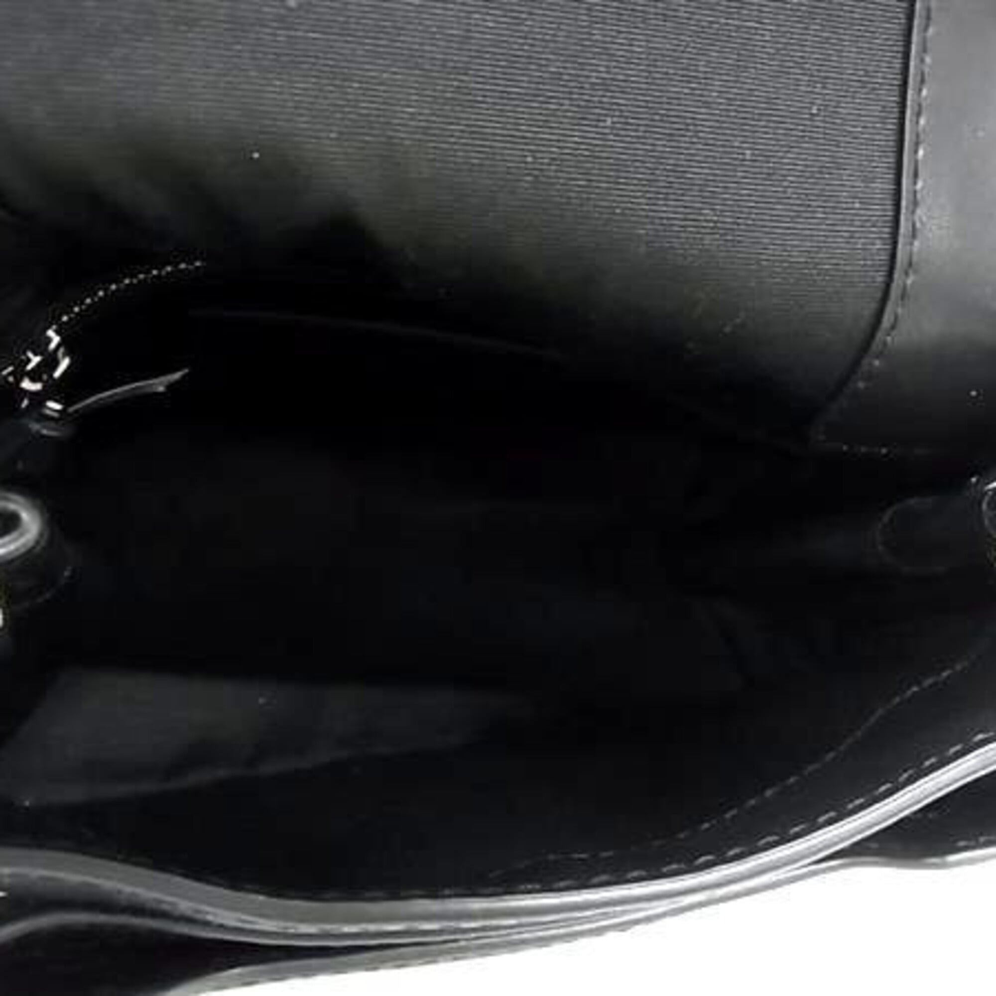 Marc Jacobs Black Leather Handbag (Pre-Owned)