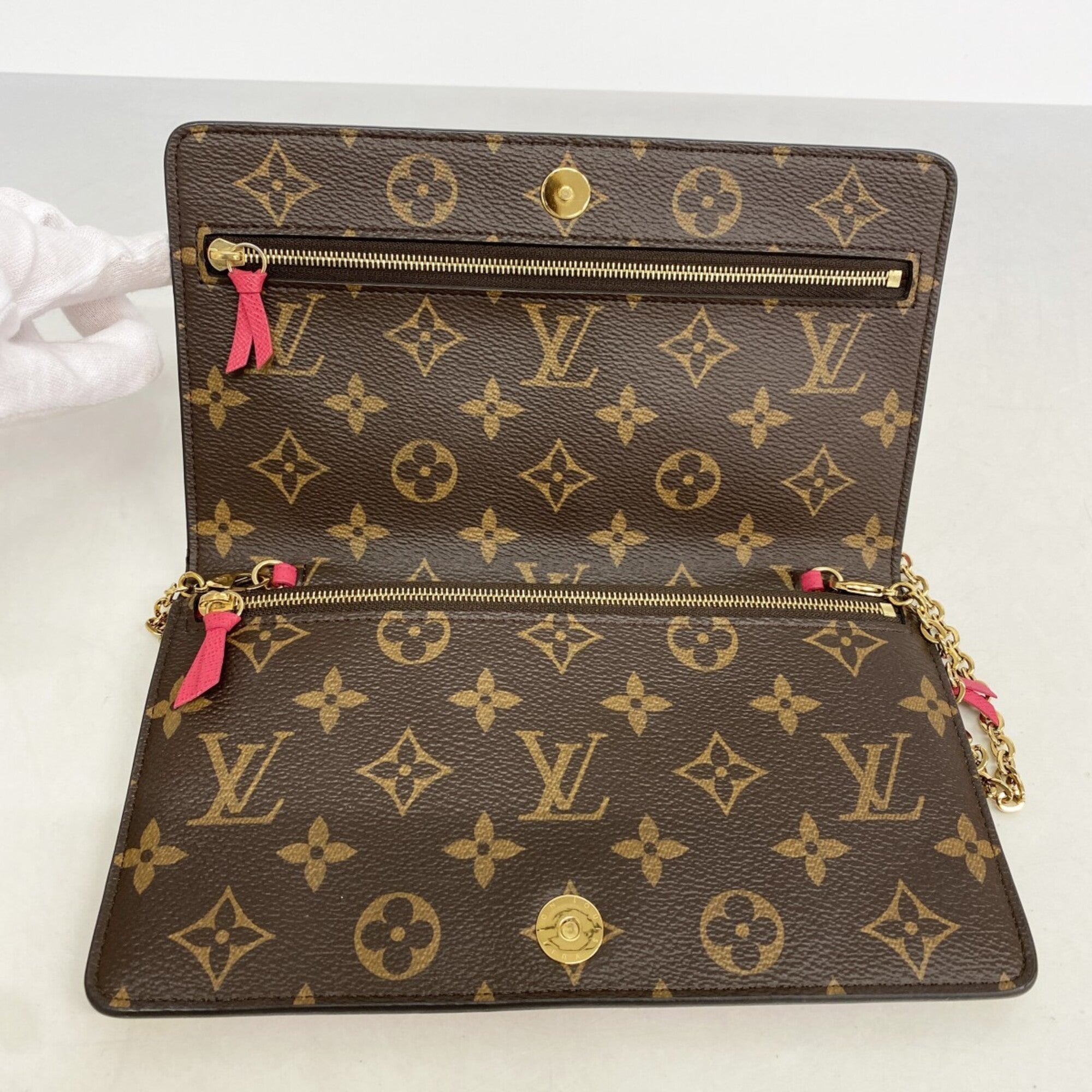 Louis Vuitton Brown Pink Chain/Shoulder Wallet (Pre-Owned)