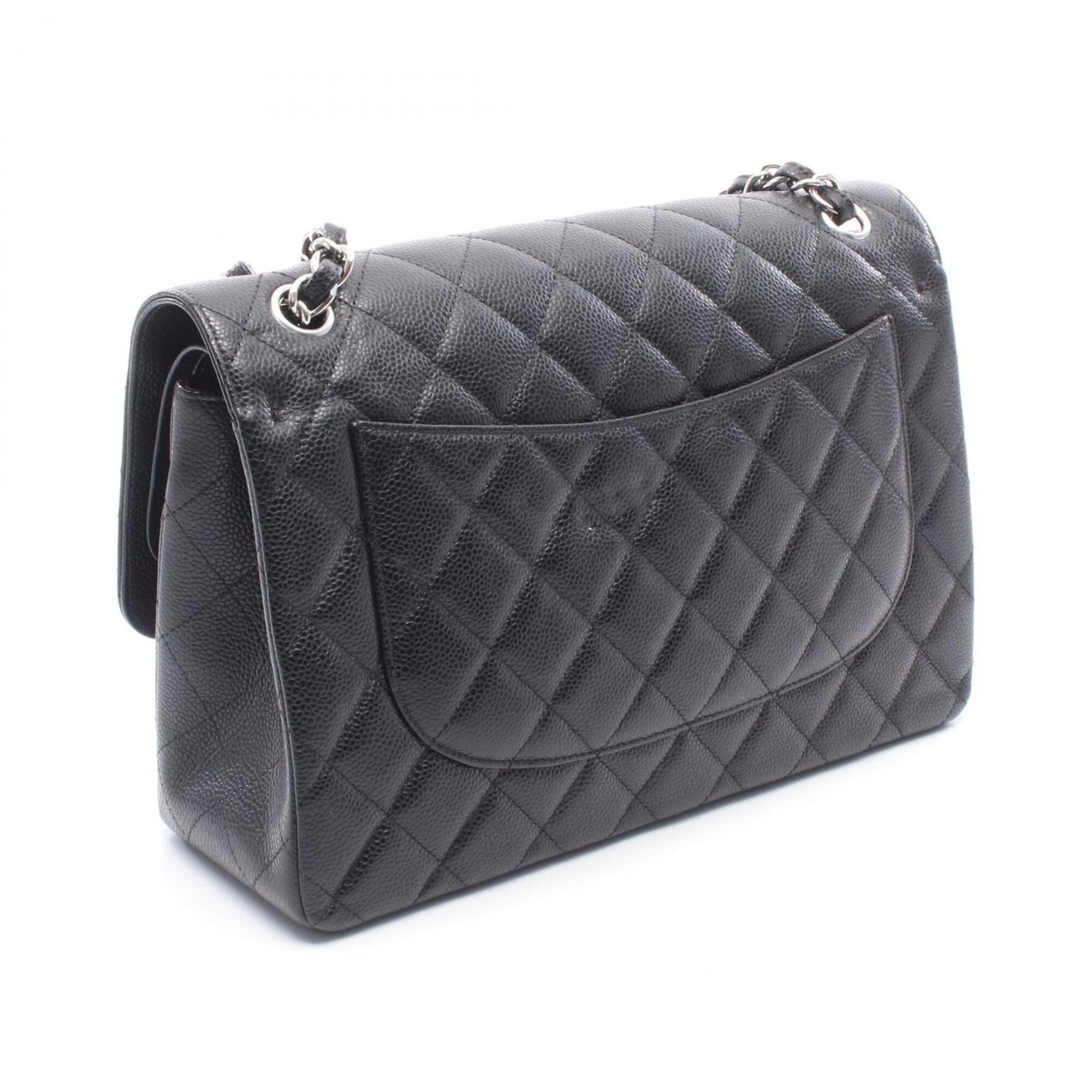 Chanel Black Grained Calfskin Handbag Shoulder Bag (Pre-Owned)