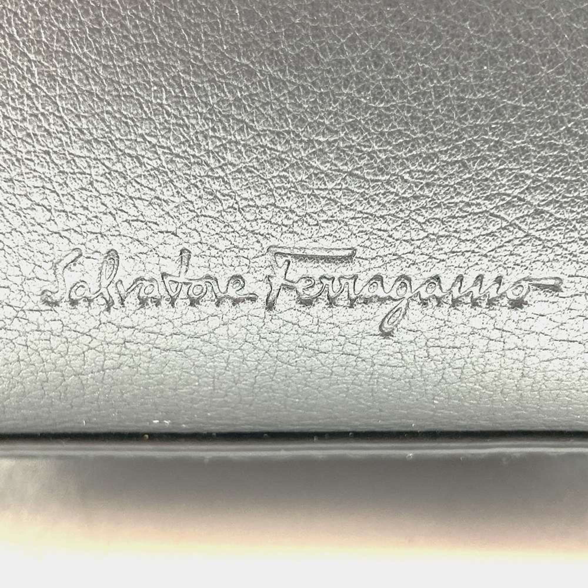 Salvatore Ferragamo Black Leather Handbag Shoulder Bag (Pre-Owned)
