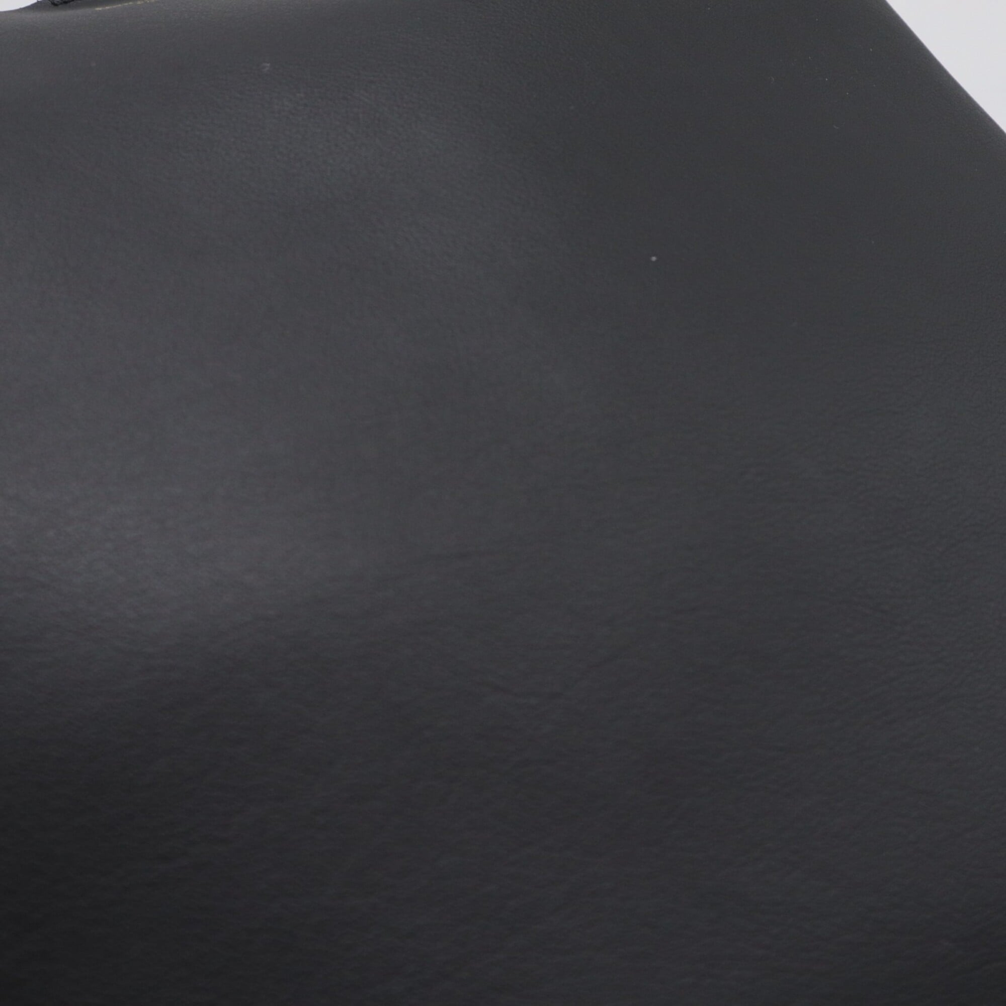 Yves Saint Laurent Black Leather Tote Bag (Pre-Owned)