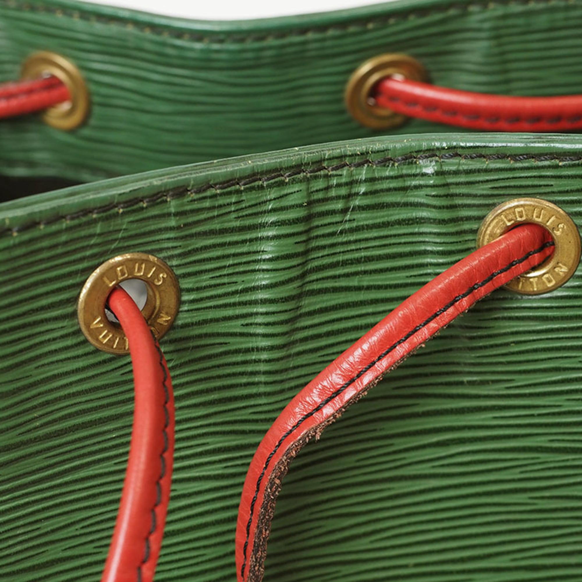 Louis Vuitton Green Epi Leather Shoulder Bag (Pre-Owned)