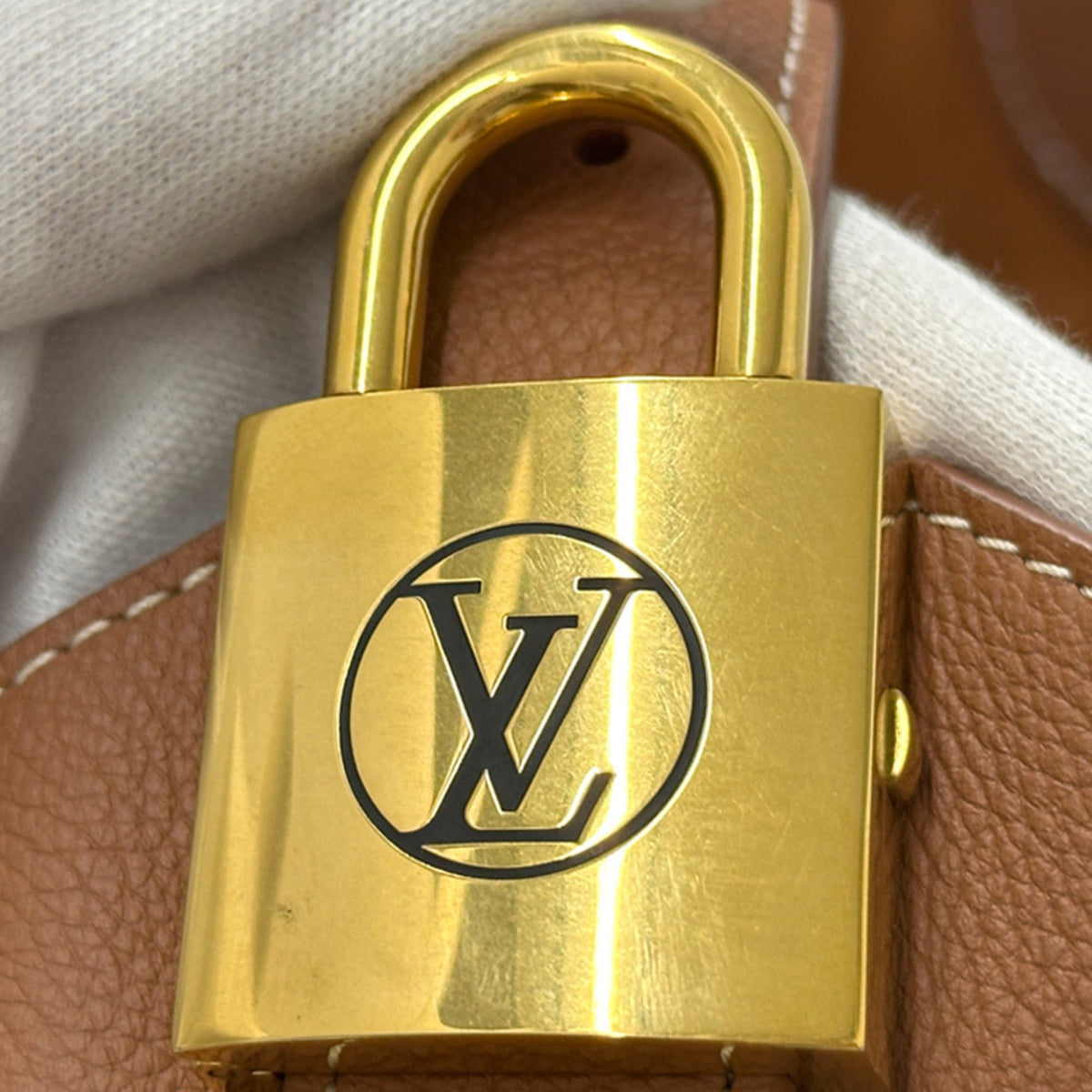 Louis Vuitton Brown Cognac Leather Handbag Shoulder Bag (Pre-Owned)