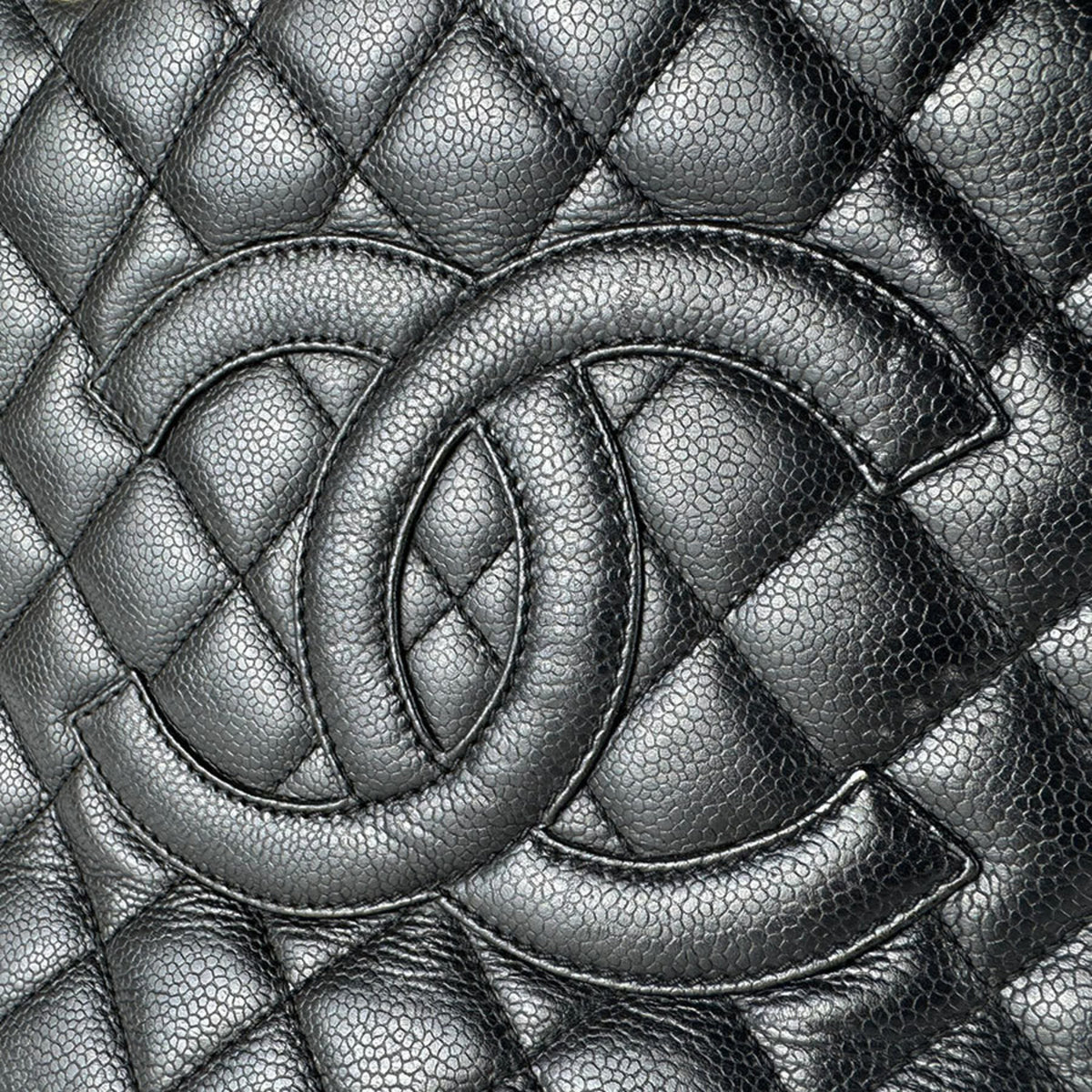 Chanel Black Grained Calfskin Tote Bag (Pre-Owned)