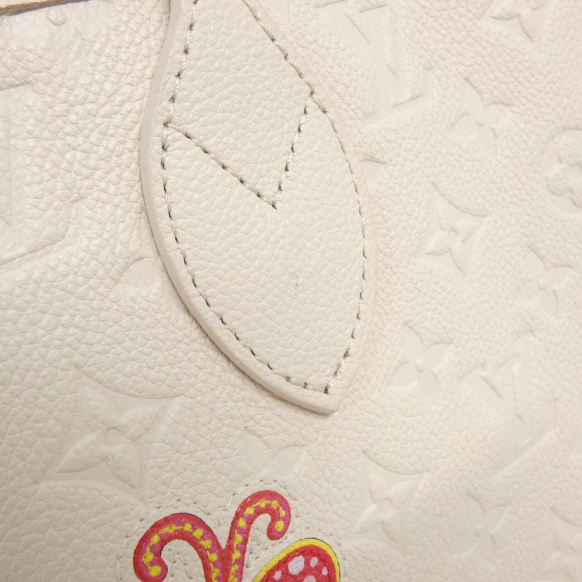 Louis Vuitton Beige Leather Handbag (Pre-Owned)