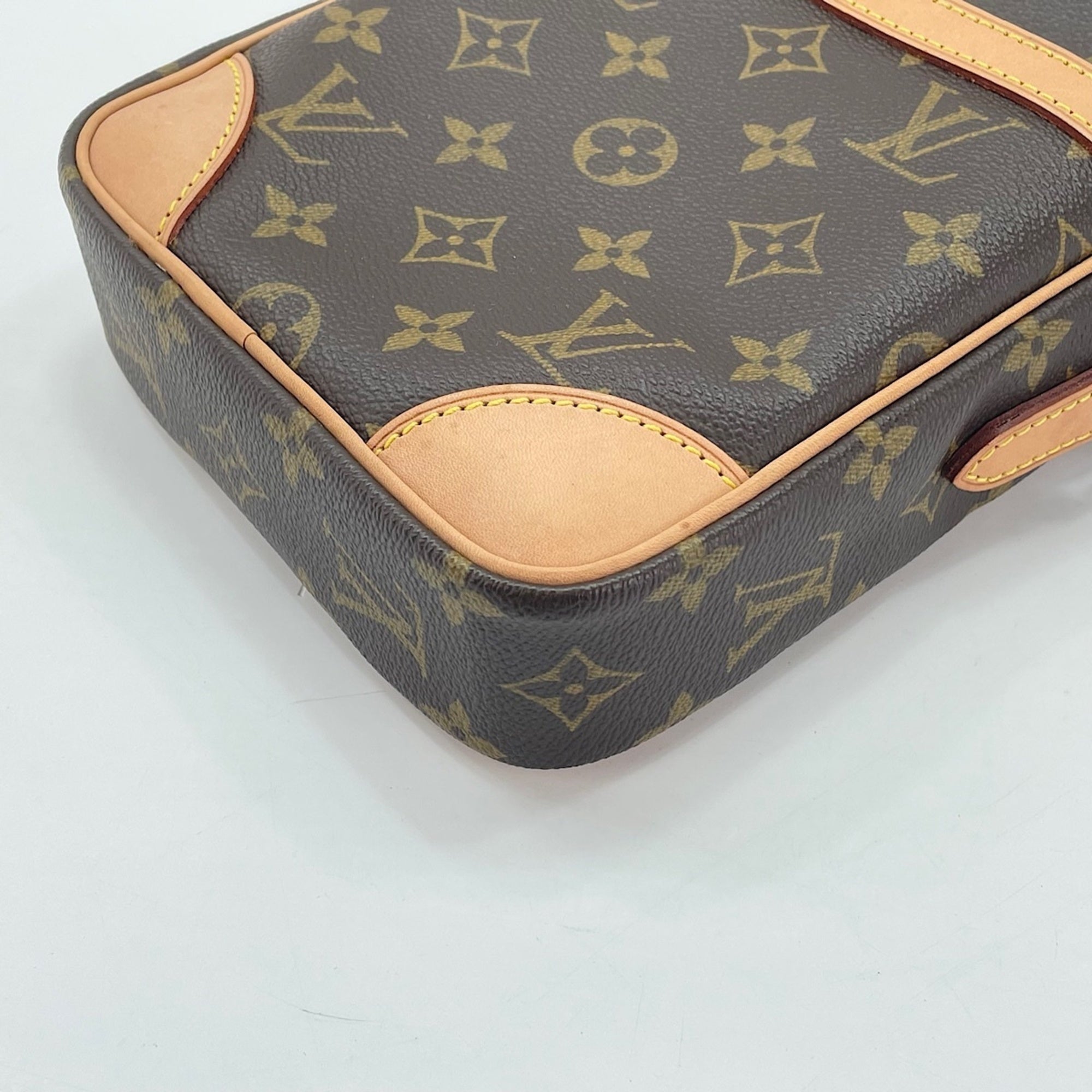 Louis Vuitton Monogram Brown Shoulder Bag (Pre-Owned)