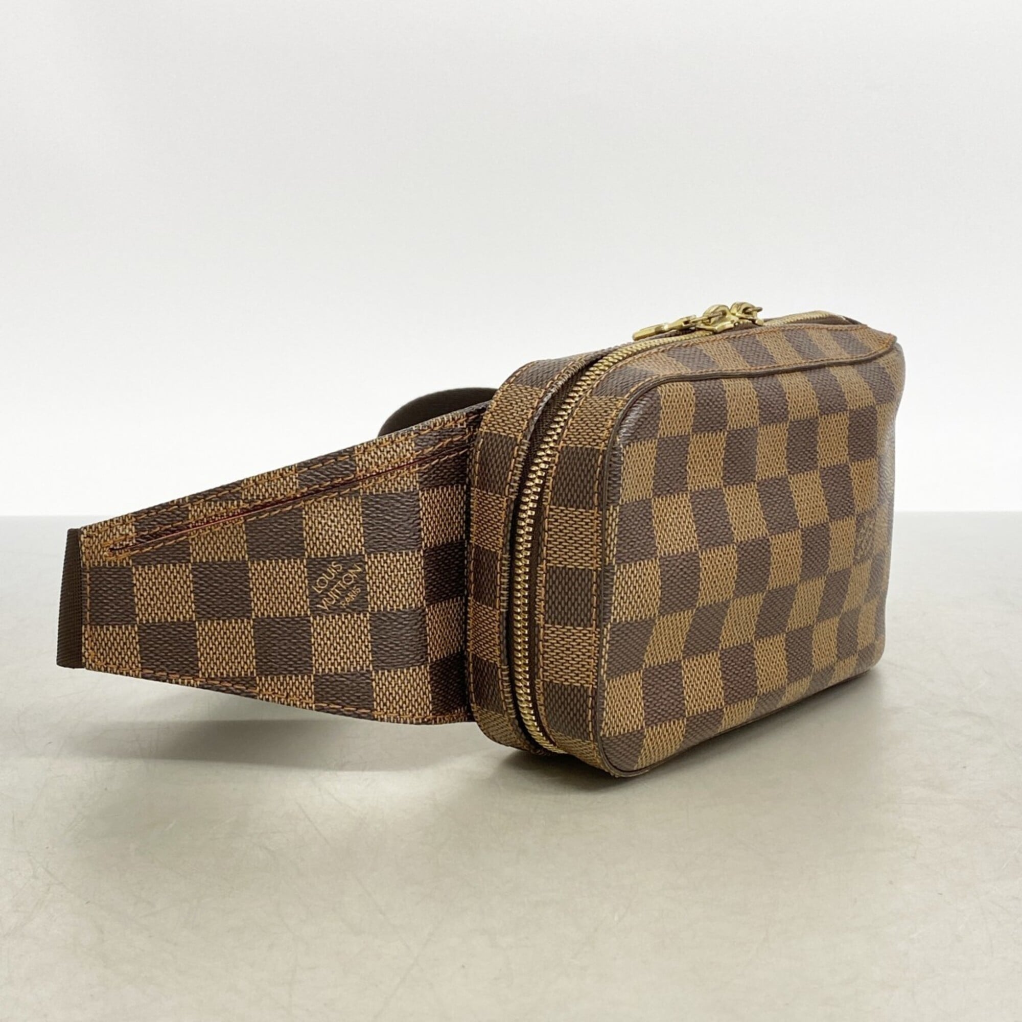 Louis Vuitton Brown Sling Bag (Pre-Owned)