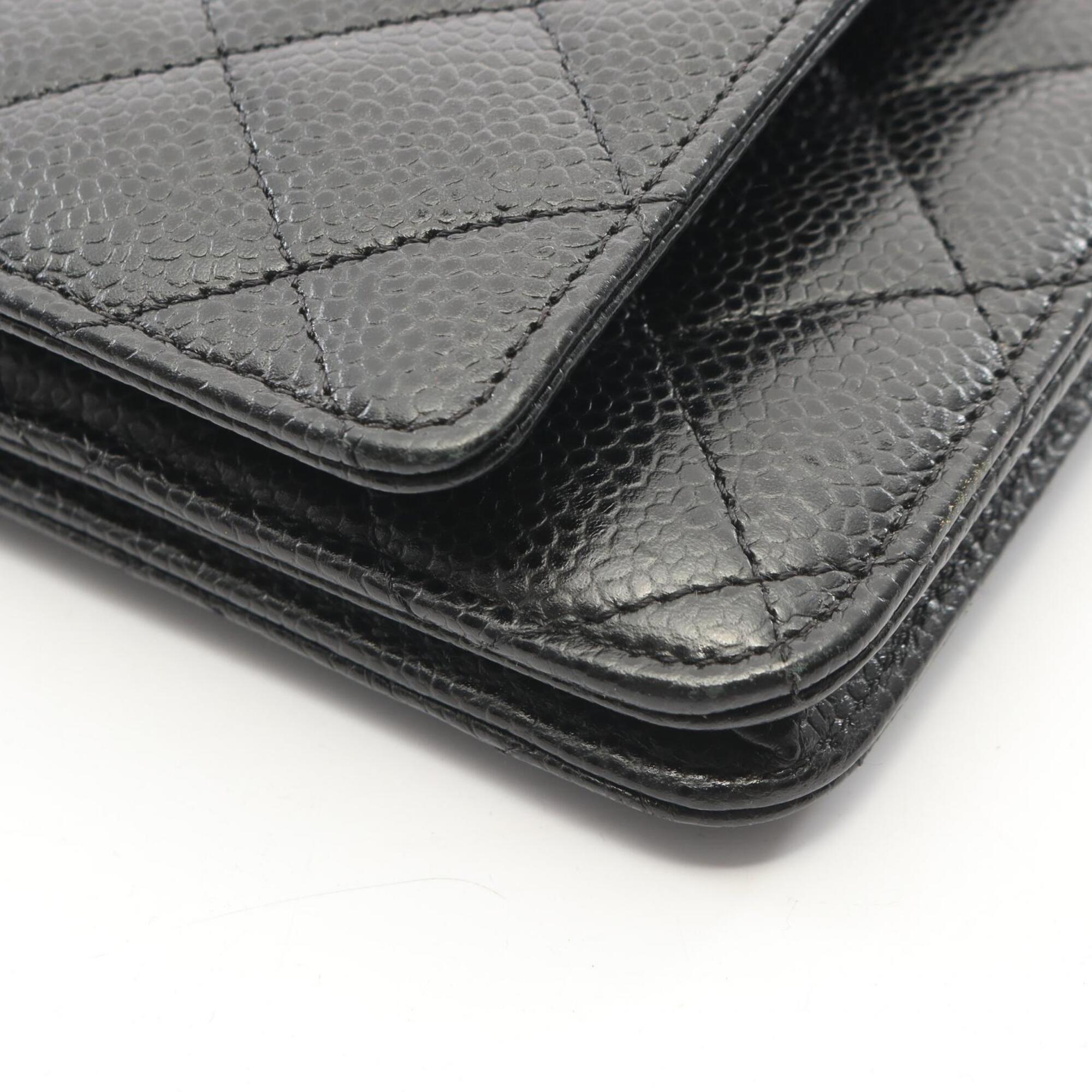 Chanel Black Grained Calfskin Handbag Shoulder Bag (Pre-Owned)