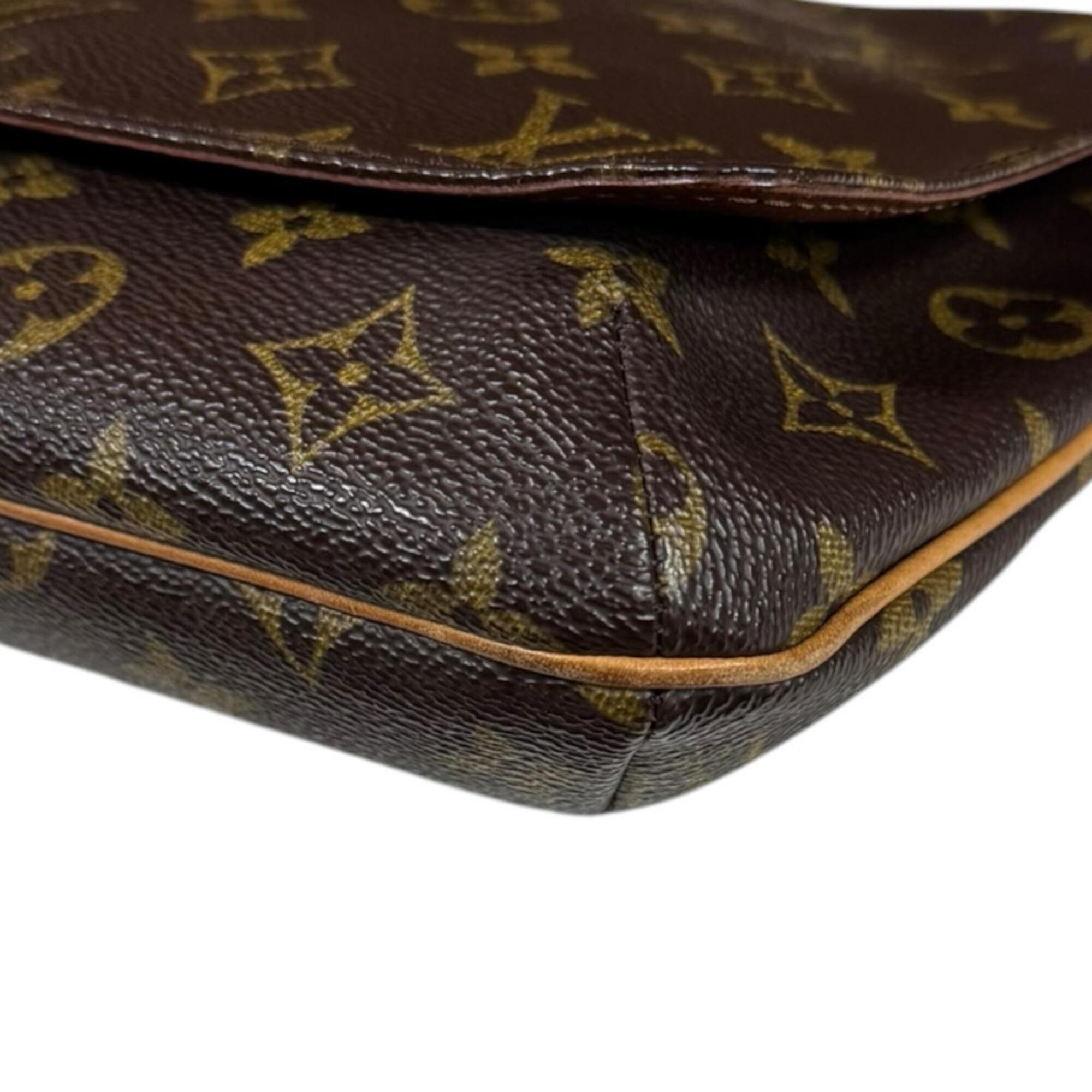 Louis Vuitton Brown Monogram Canvas Shoulder Bag (Pre-Owned)