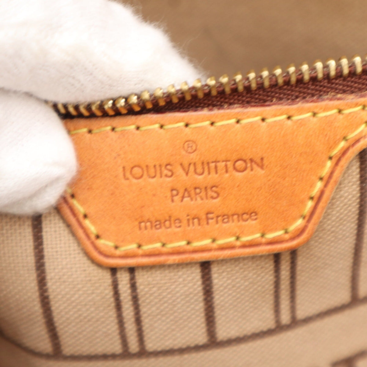 Louis Vuitton Beige Brown Monogram Coated Canvas Leather Handbag Pouch (Pre-Owned)