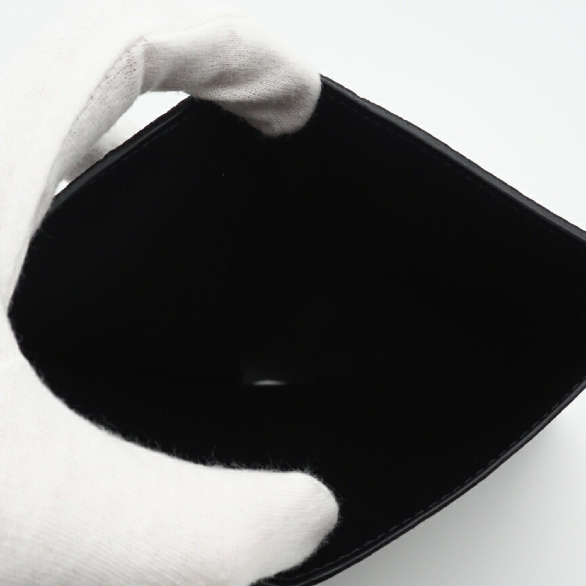 Louis Vuitton Taurillon Black Leather Wallet (Bi-Fold) (Pre-Owned)