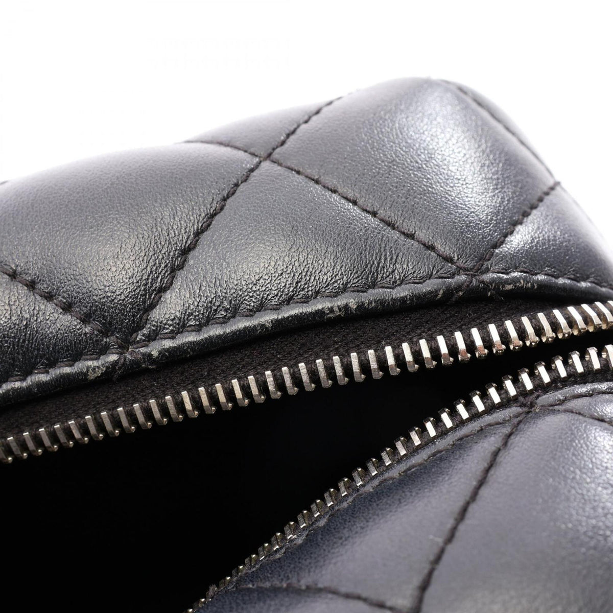 Saint Laurent Black Leather Handbag Shoulder Bag (Pre-Owned)