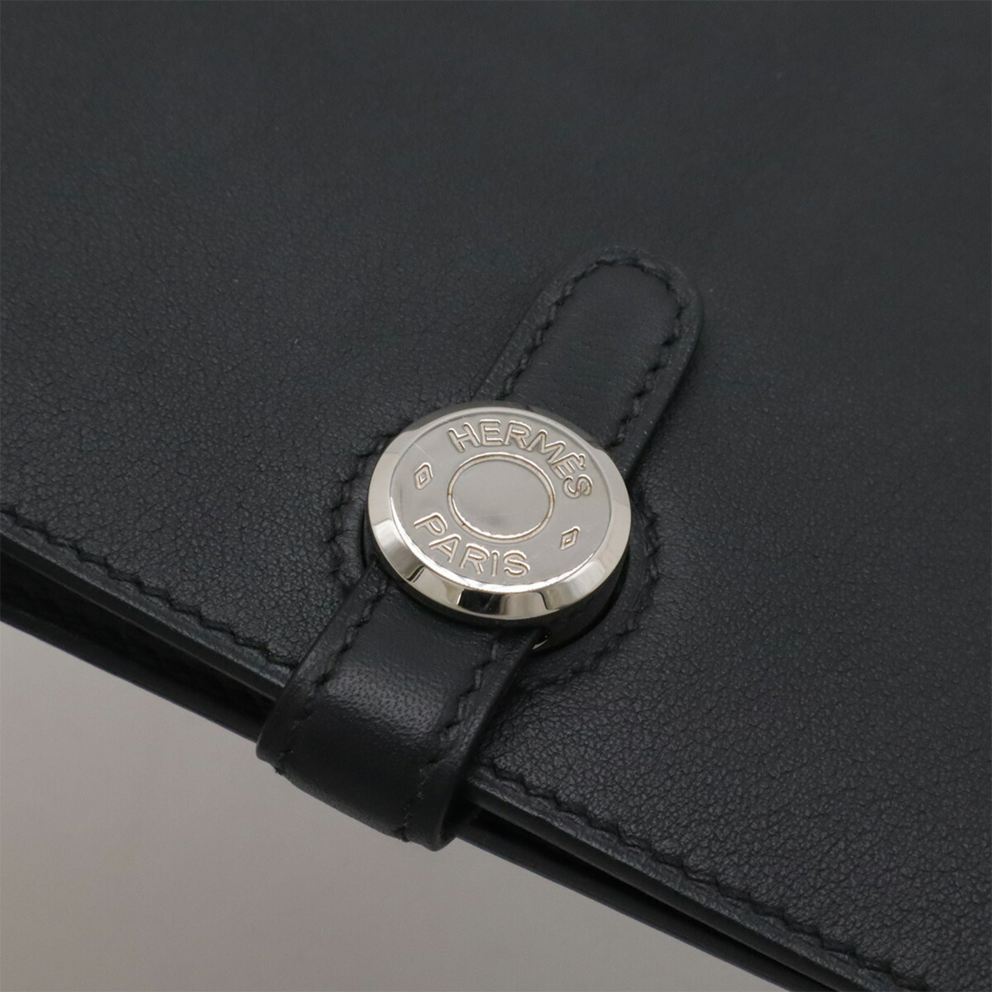 Hermes Black Swift Leather Long Wallet (Bi-Fold) (Pre-Owned)