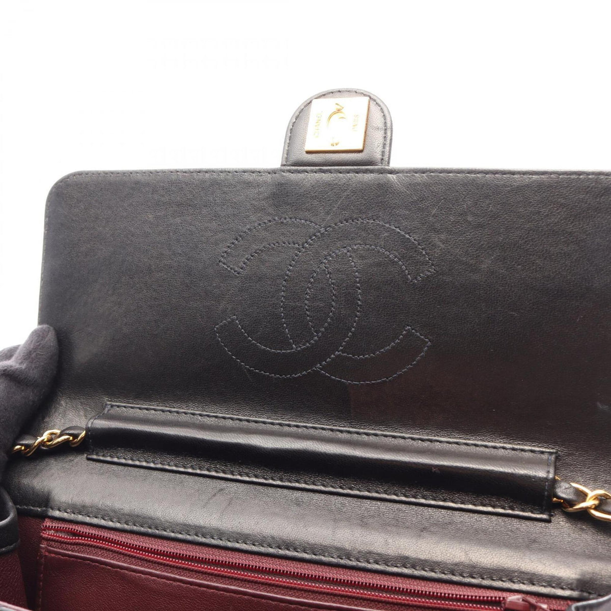 Chanel Black Leather Handbag Shoulder Bag (Pre-Owned)