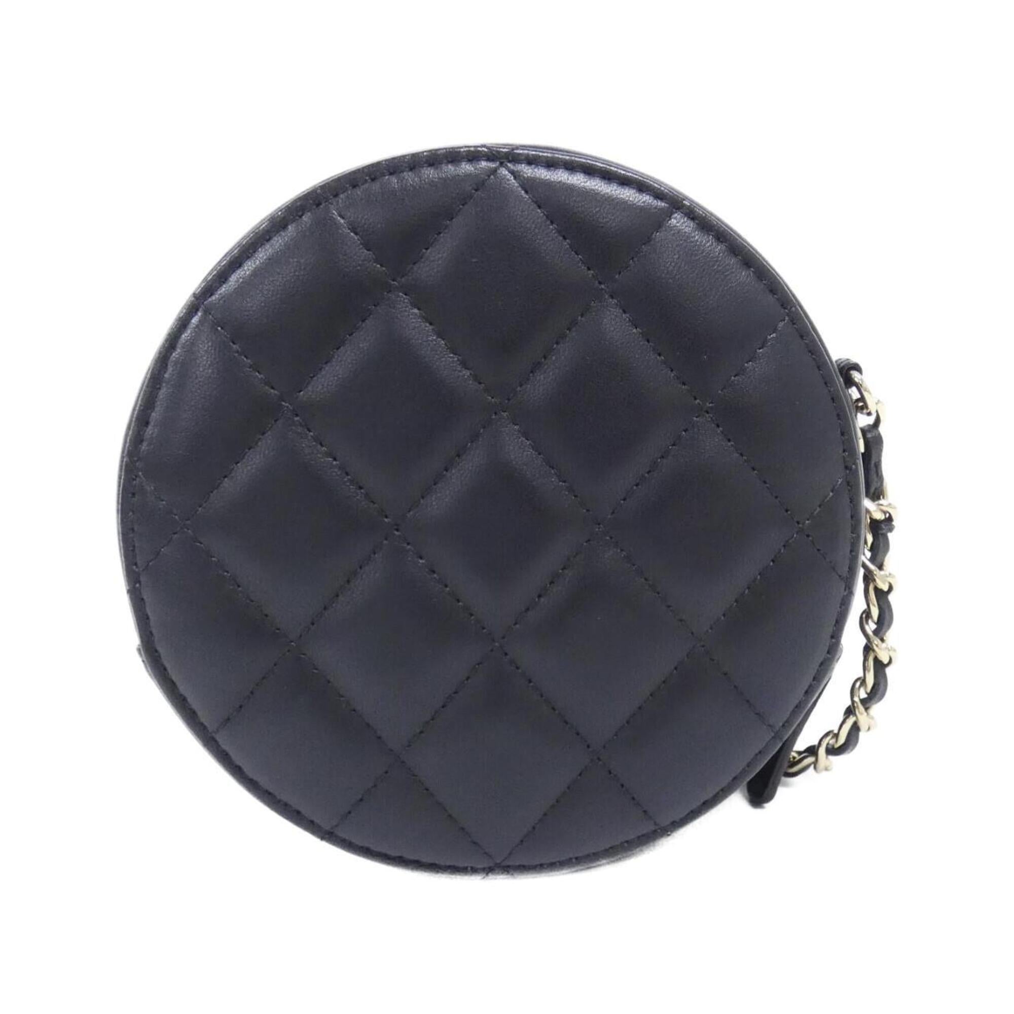 Chanel Black Leather Shoulder Bag (Pre-Owned)