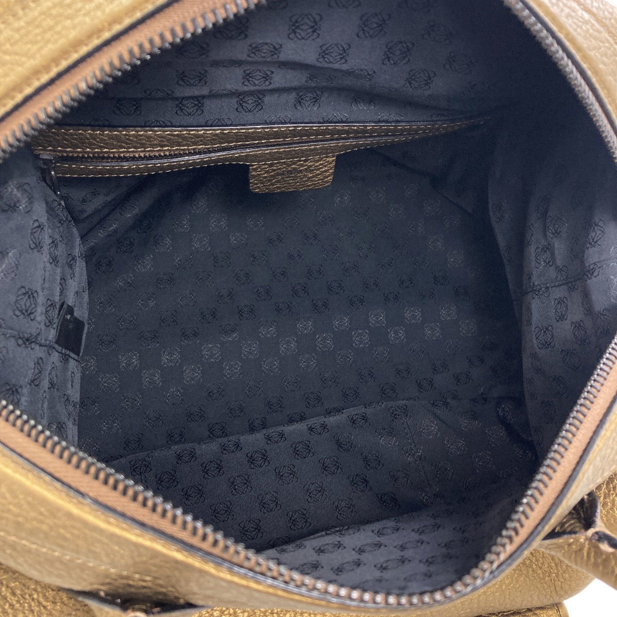 Loewe Gold Leather Handbag (Pre-Owned)