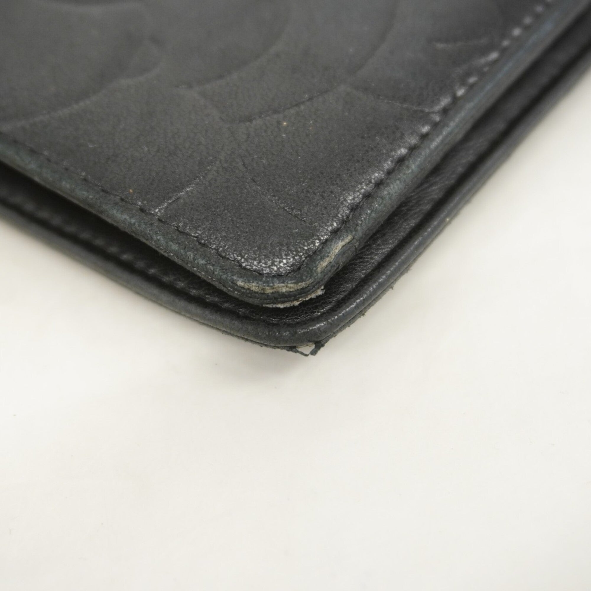 Chanel Black Leather Long Wallet (Bi-Fold) (Pre-Owned)